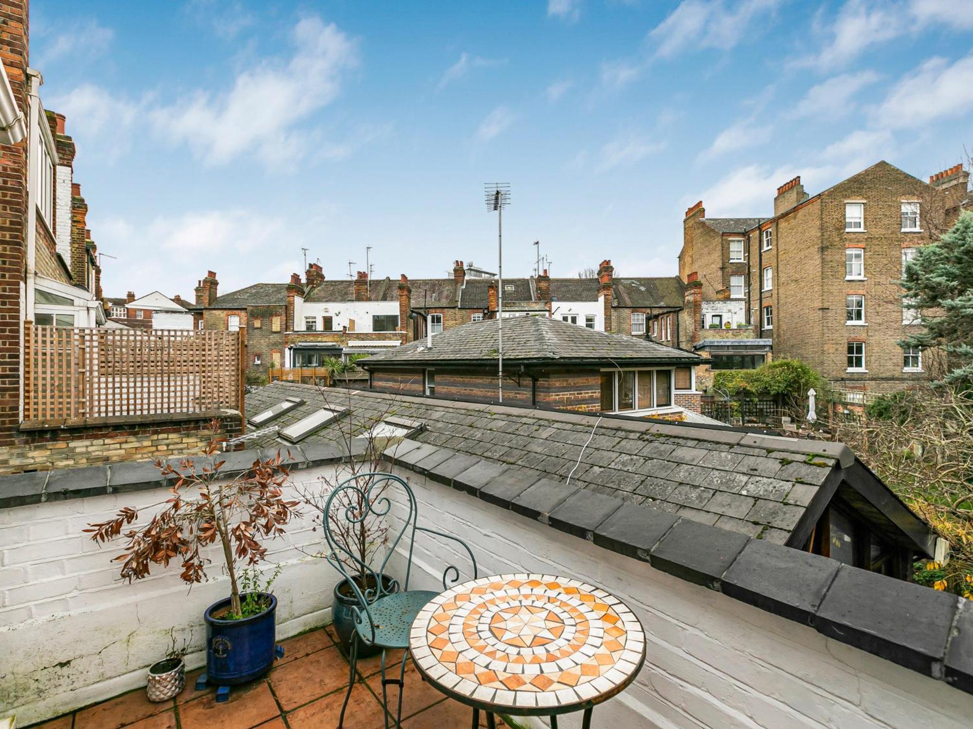 Pass The Keys Modern Victorian In Appartement Londen