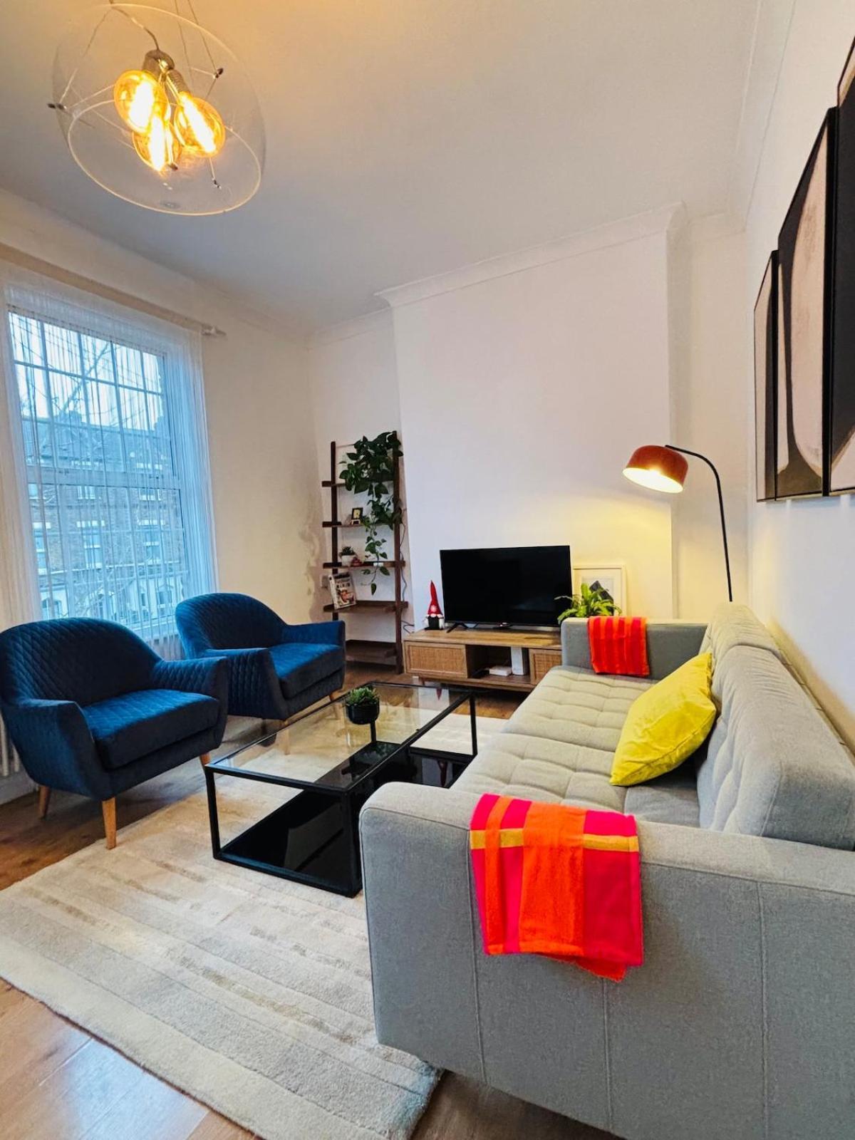 Cosy & Modern London