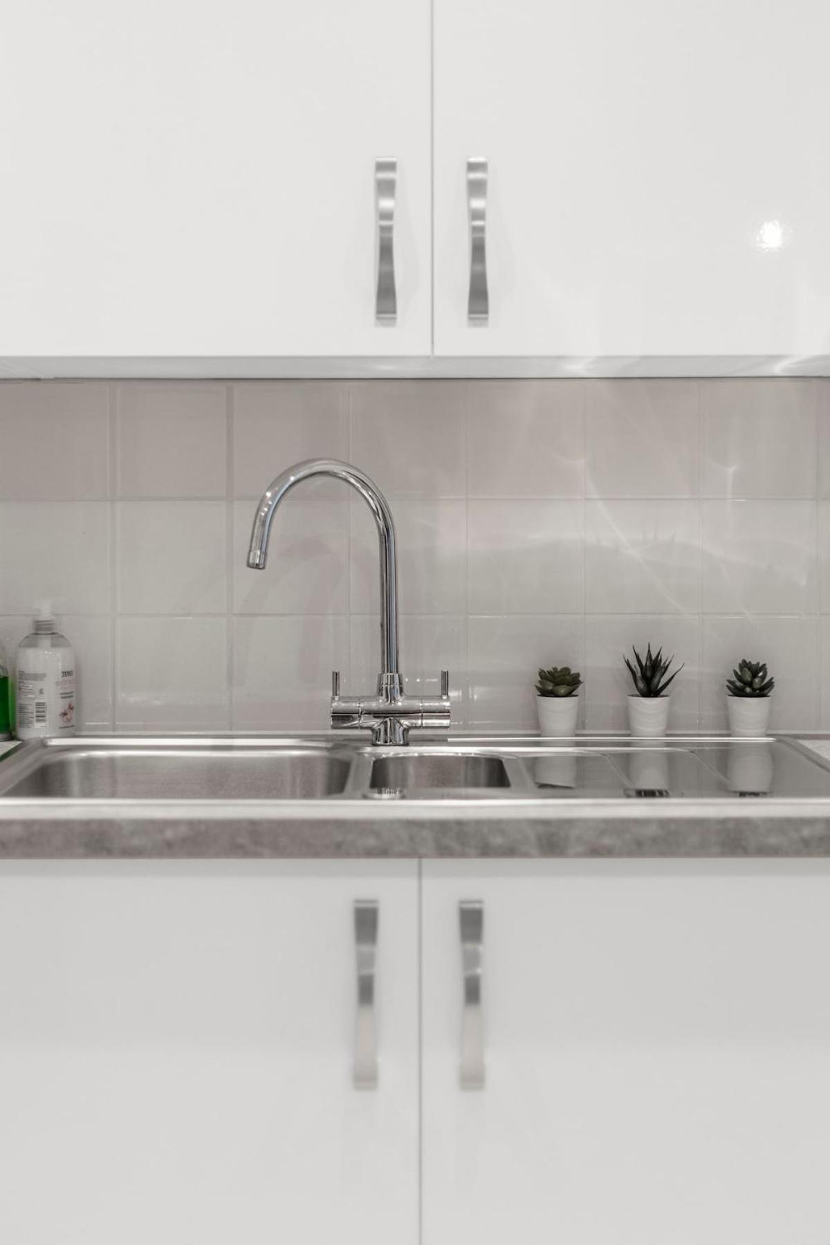 Modern Flat In Heart Of Londen