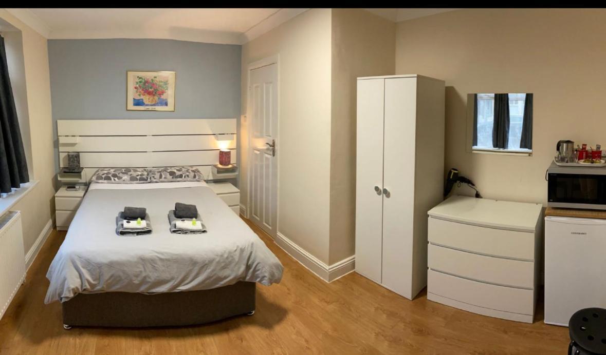 Kensal Guest house London
