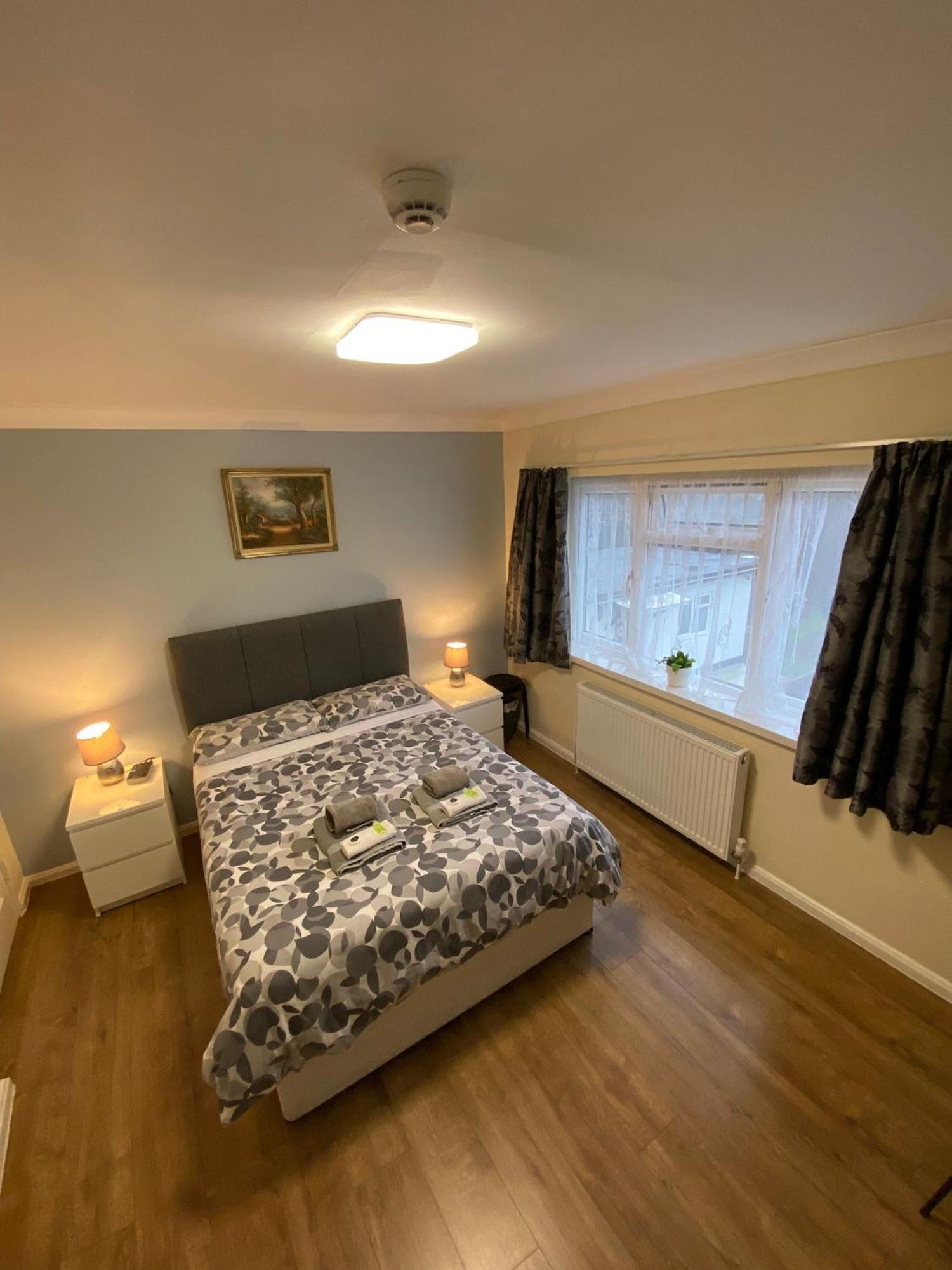 Guest house Kensal *