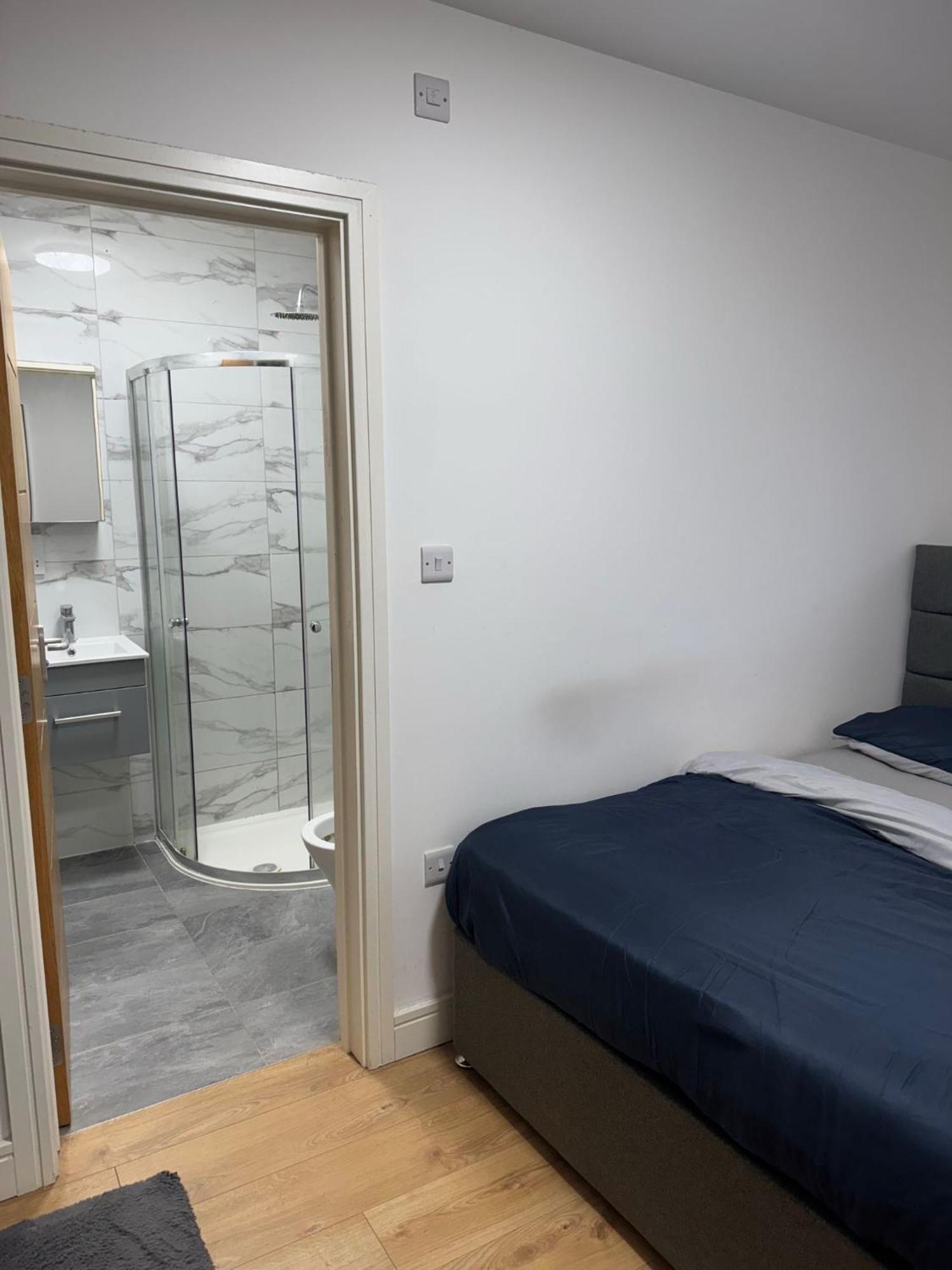 Apartment Luxury Ultra Super High Quality Full Flat In Central Near Station