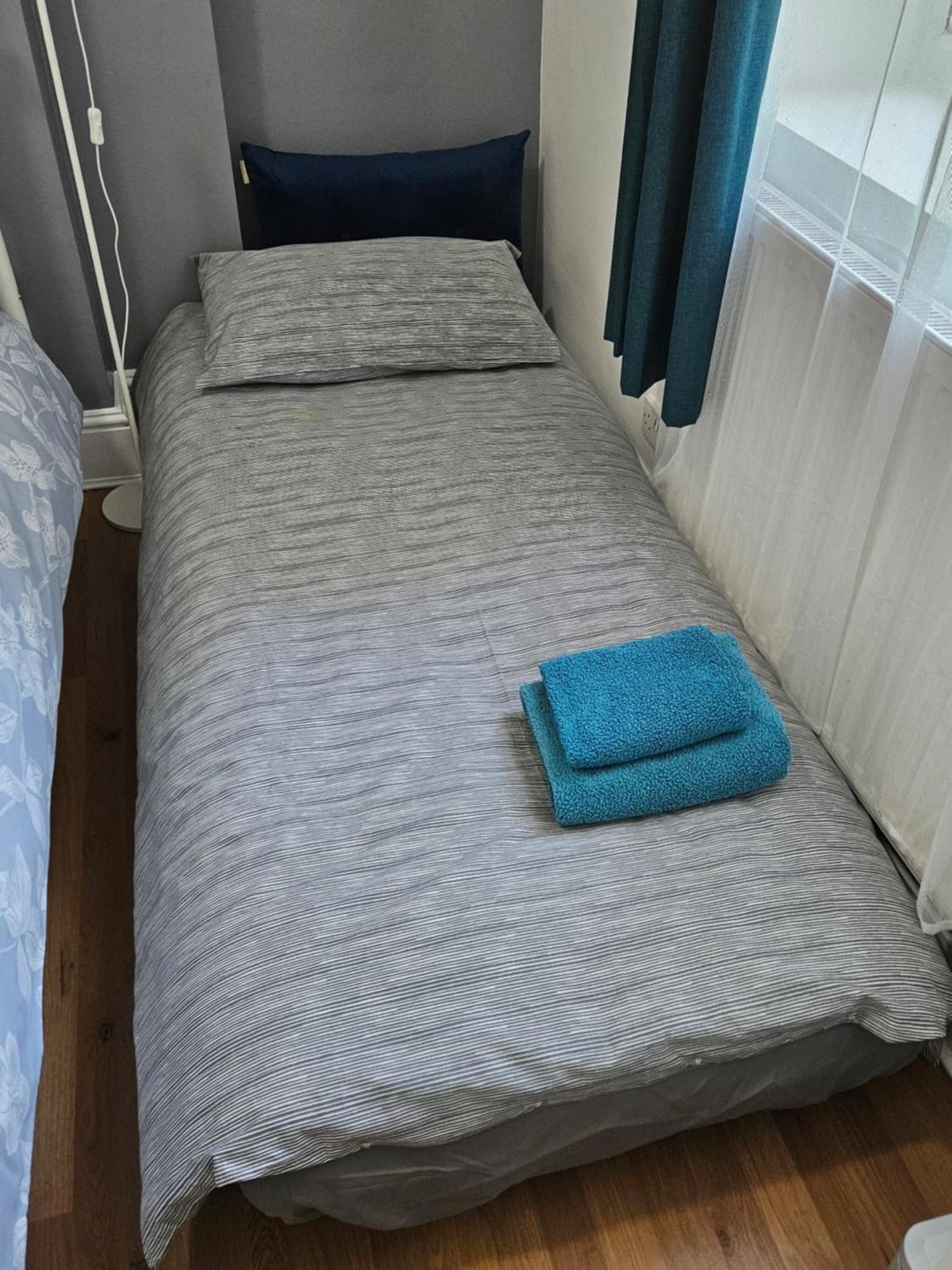 Modern Spacious 10 Minutes From Big Ben * London