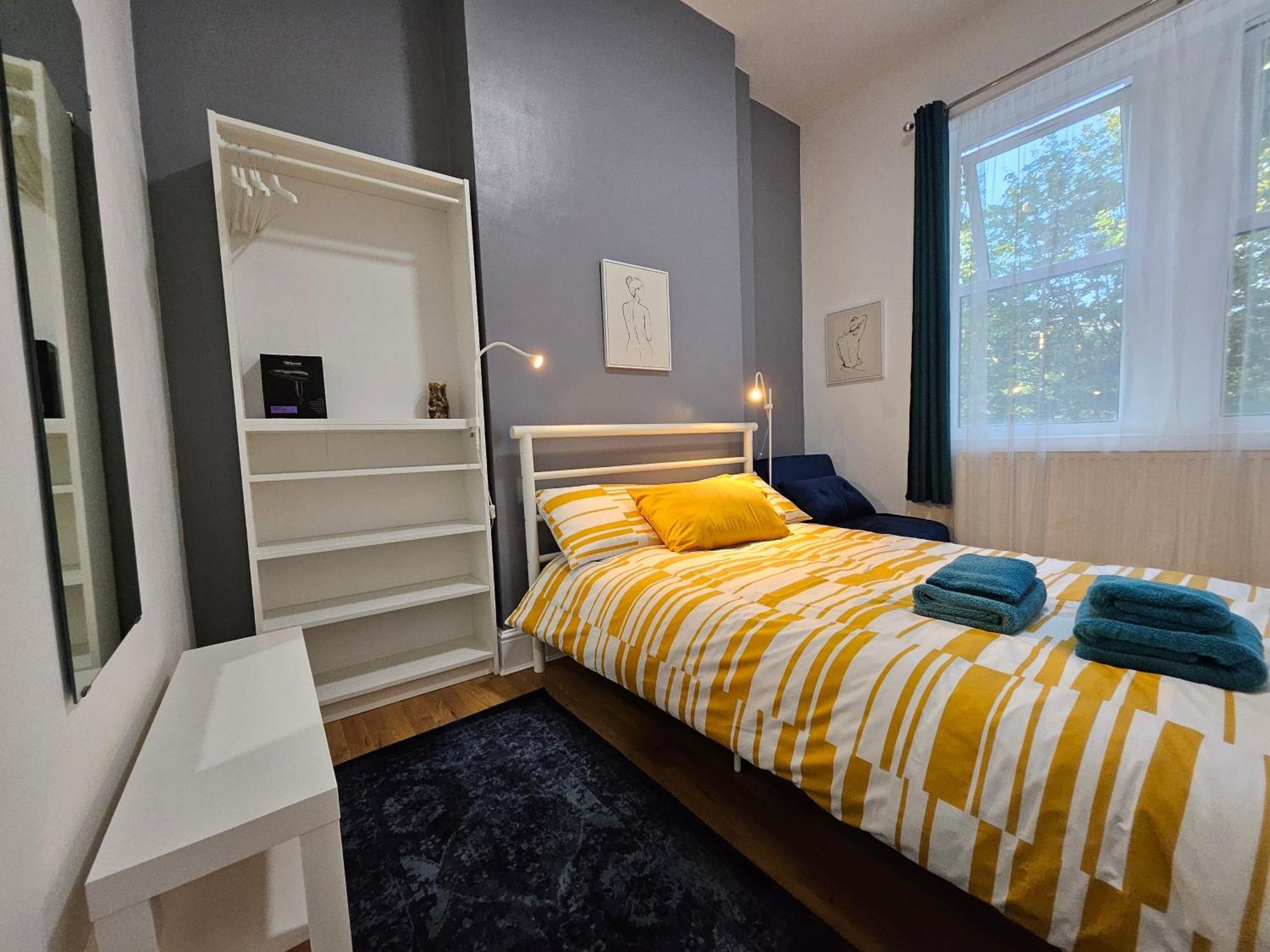 Modern Spacious 10 Minutes From Big Ben London