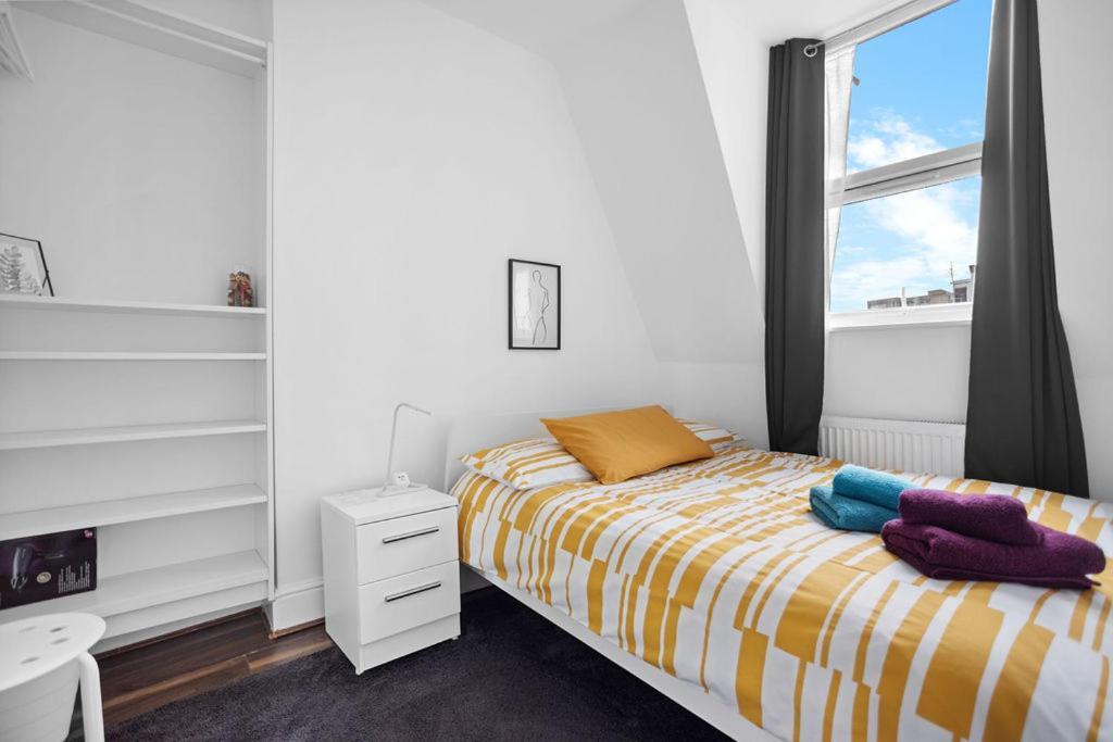 Guest house Modern Spacious 10 Minutes From Big Ben