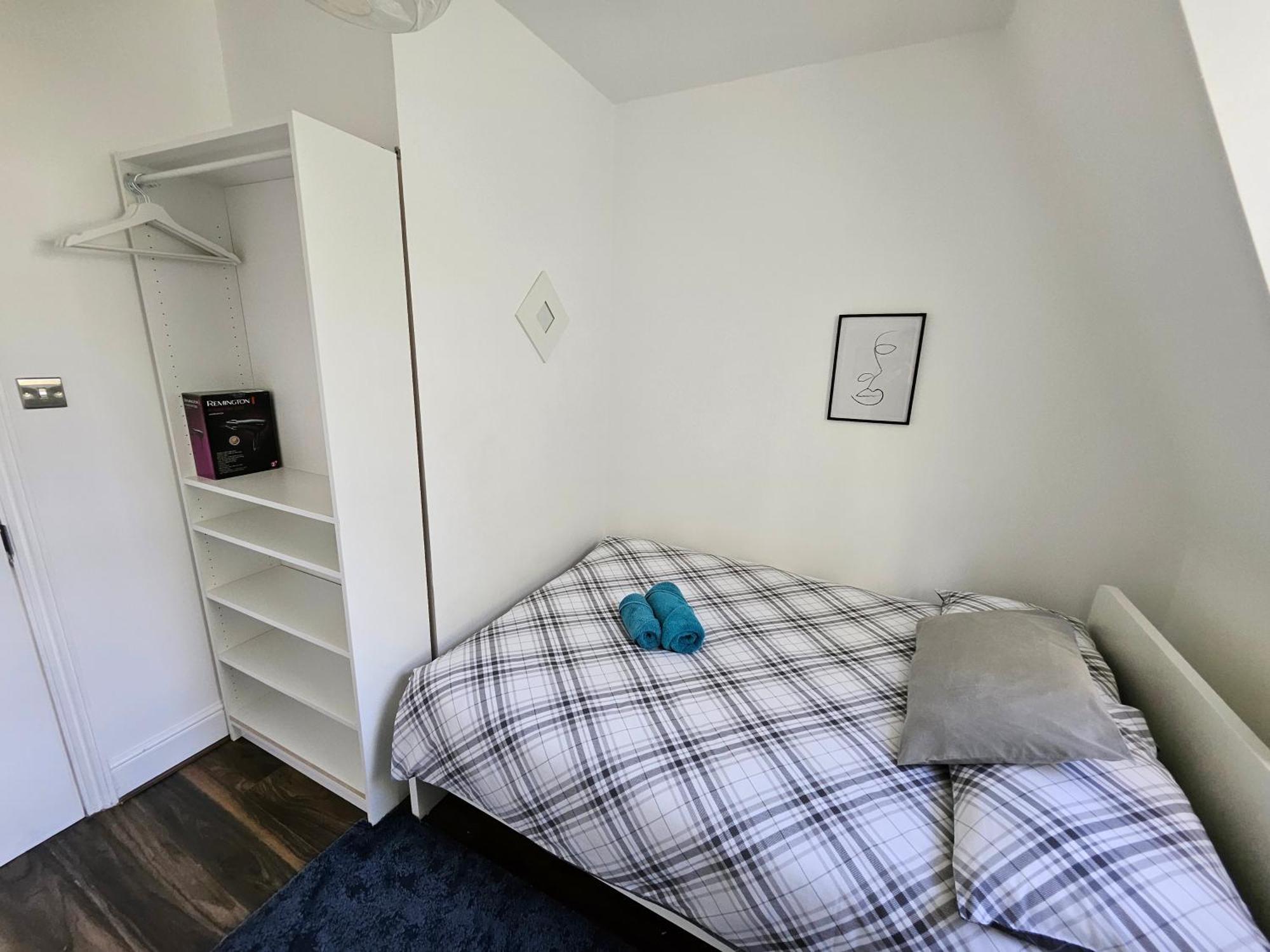 Modern Spacious 10 Minutes From Big Ben Guest house