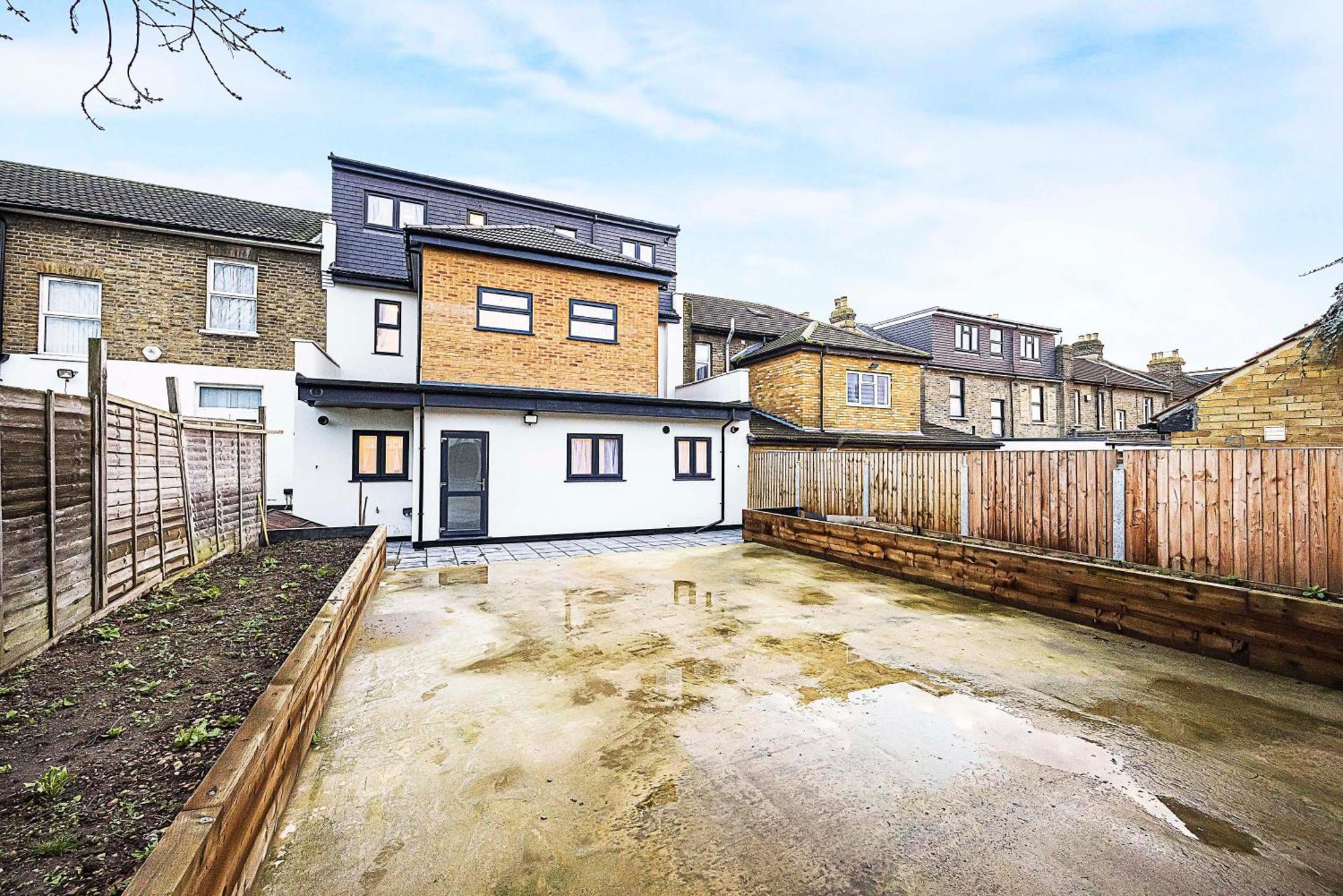 Amazing Flat Centrally Located *