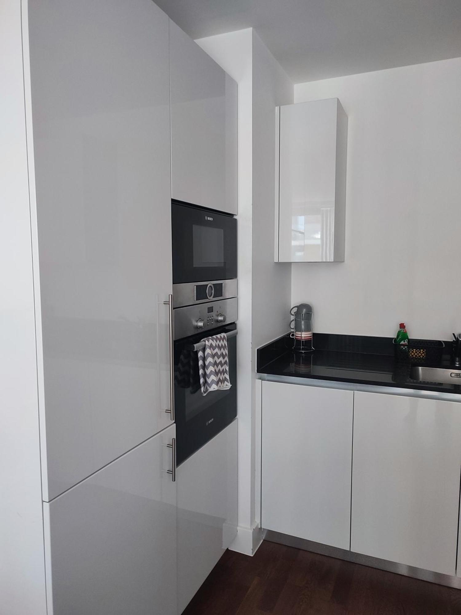 Lovely 1bed Flat 10mins To Canary Wharf & Parking Apartment London