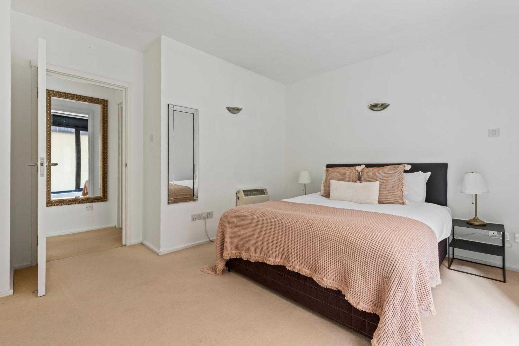 Apartment Londwell, Knightsbridge Luxury Balcony Penthouse London
