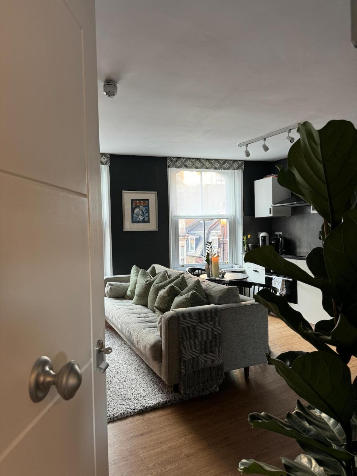 Soho Serenity Apartment London