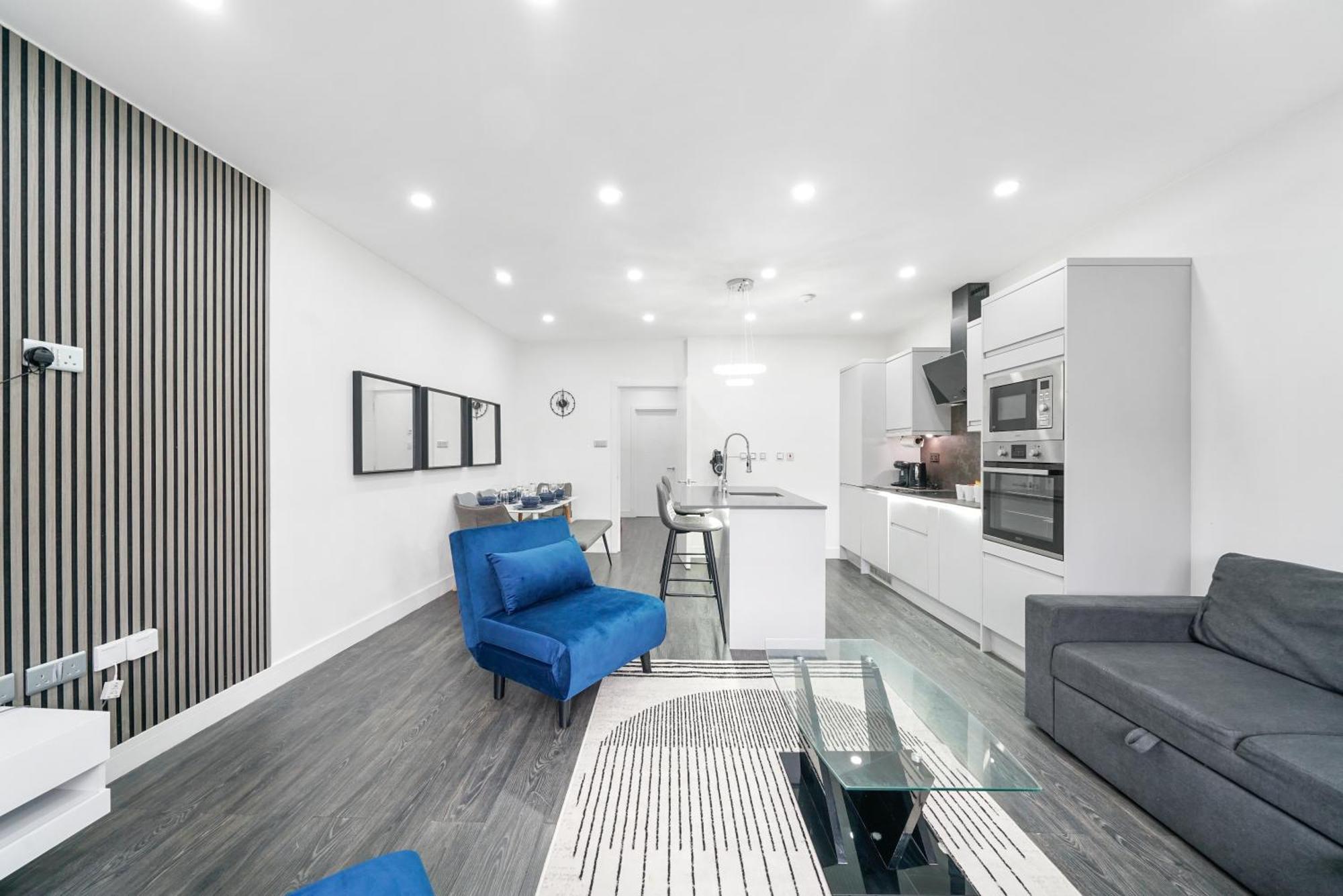 Skyline Tower Bridge Apartment