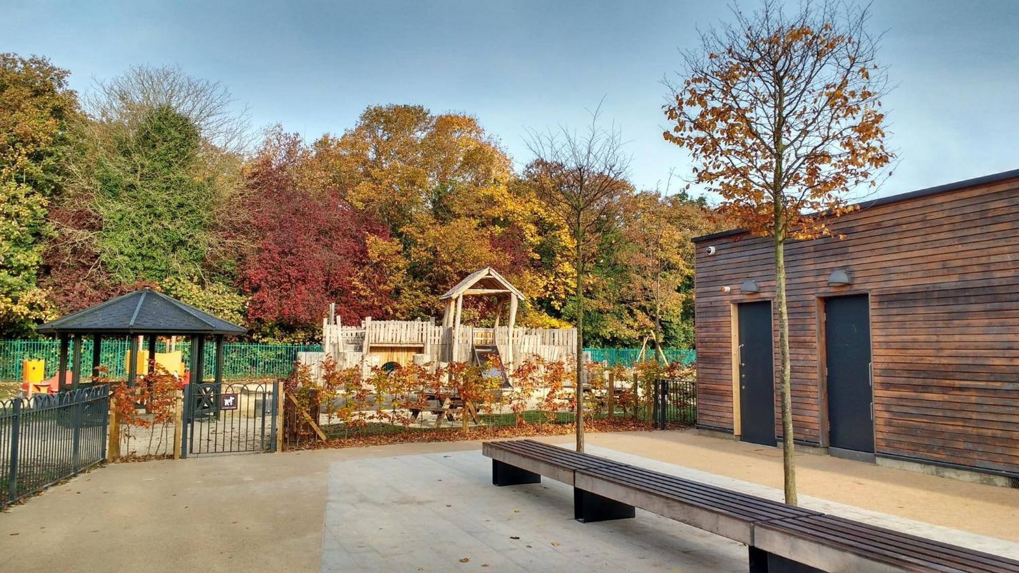 Tranquility In Bloom: Refreshing 2br London