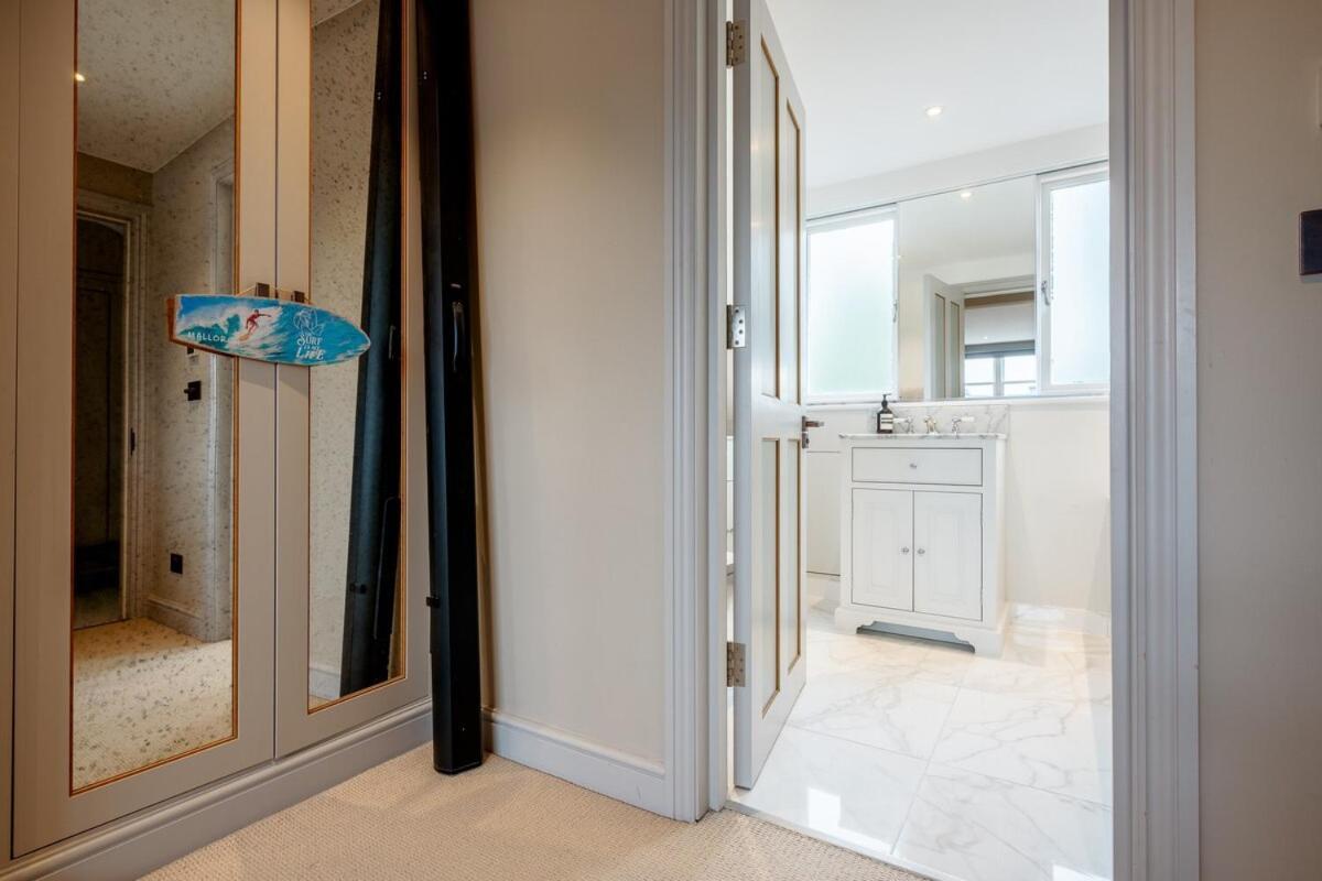 Exquisite 3brs Maisonette Located In Chelsea * London