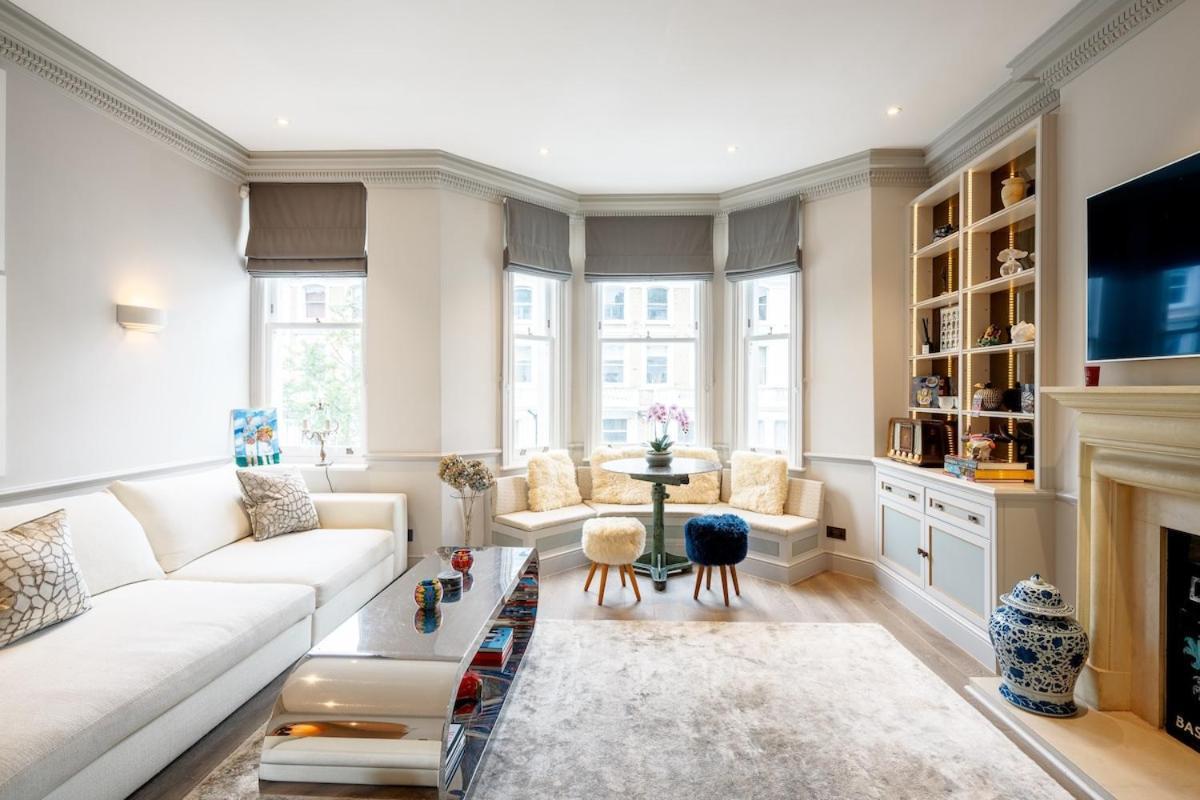 Apartment Exquisite 3brs Maisonette Located In Chelsea *