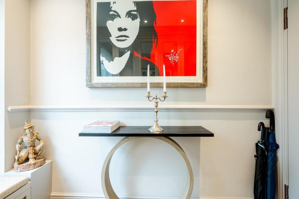 Exquisite 3brs Maisonette Located In Chelsea *