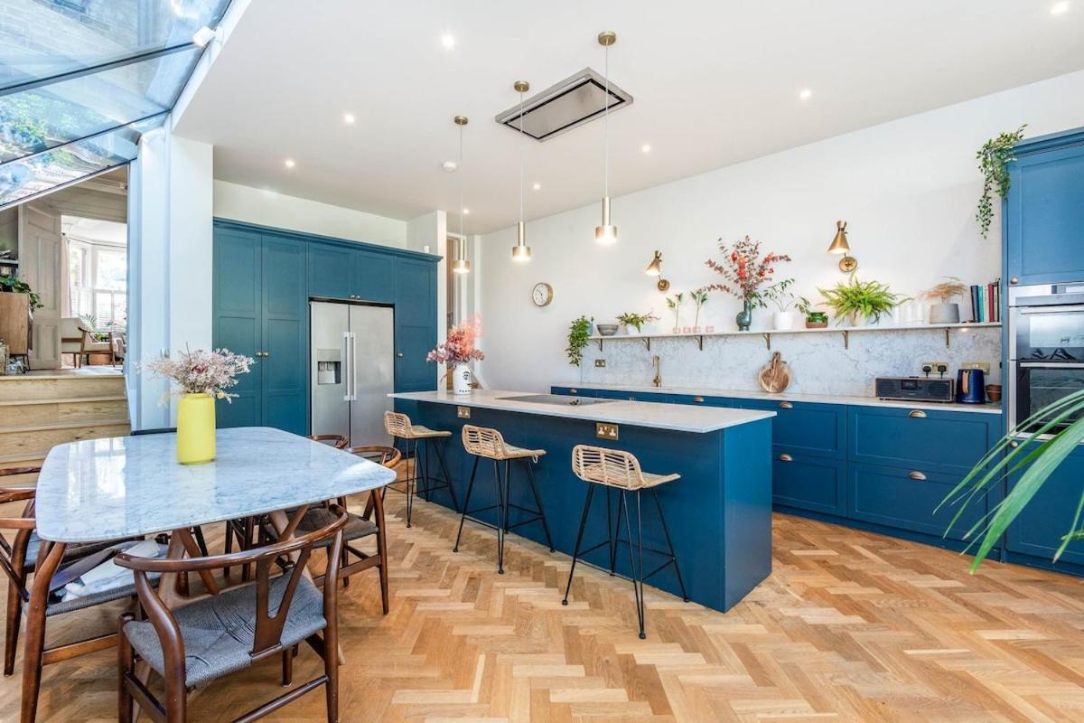 Сasa de vacaciones 4 Bedroom Newly Renovated Londres