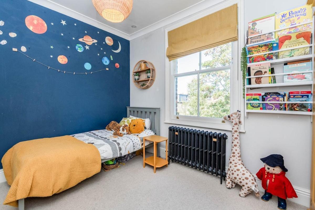 4 Bedroom Newly Renovated * Londres