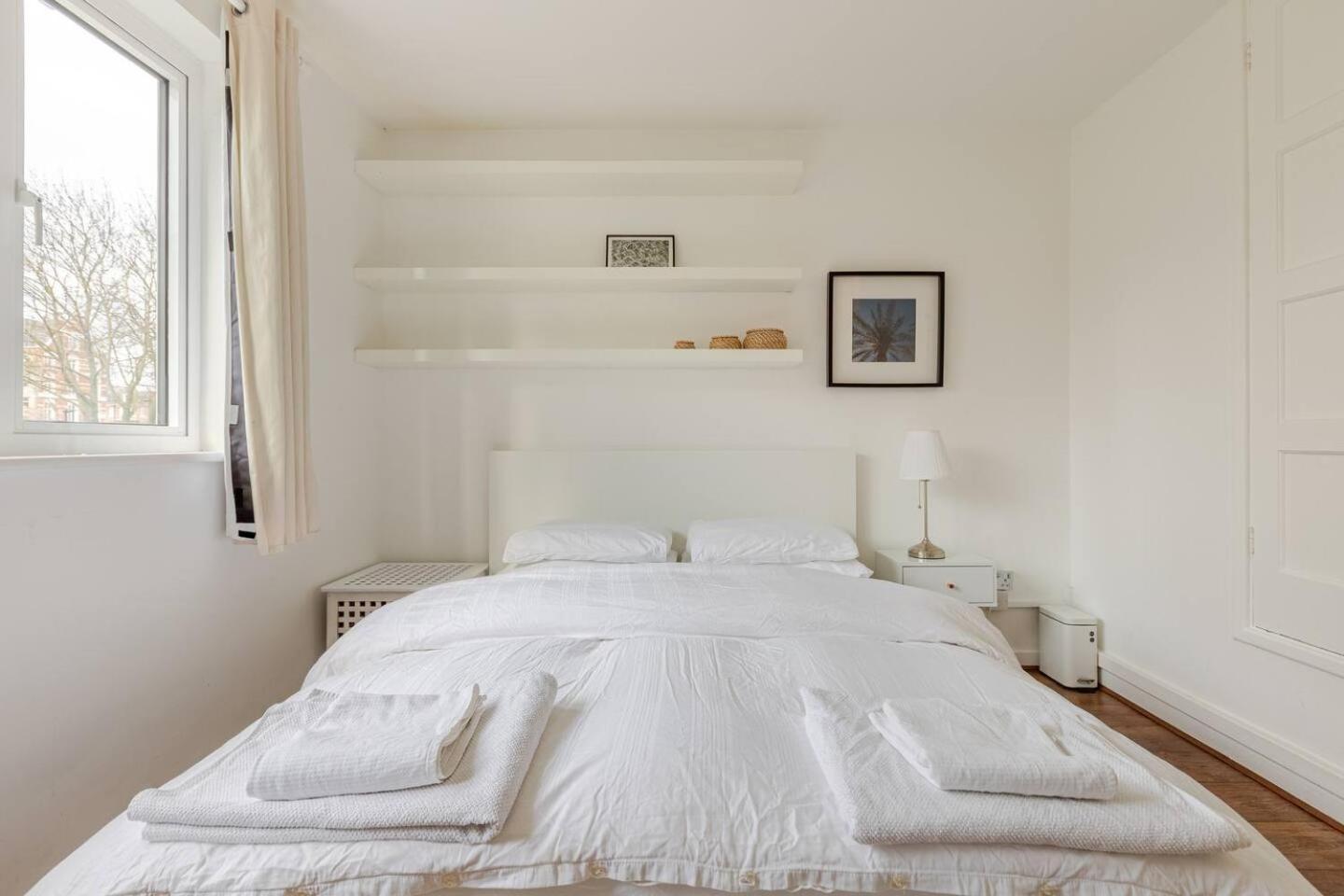 Charming 2-bed Garden Flat Appartement