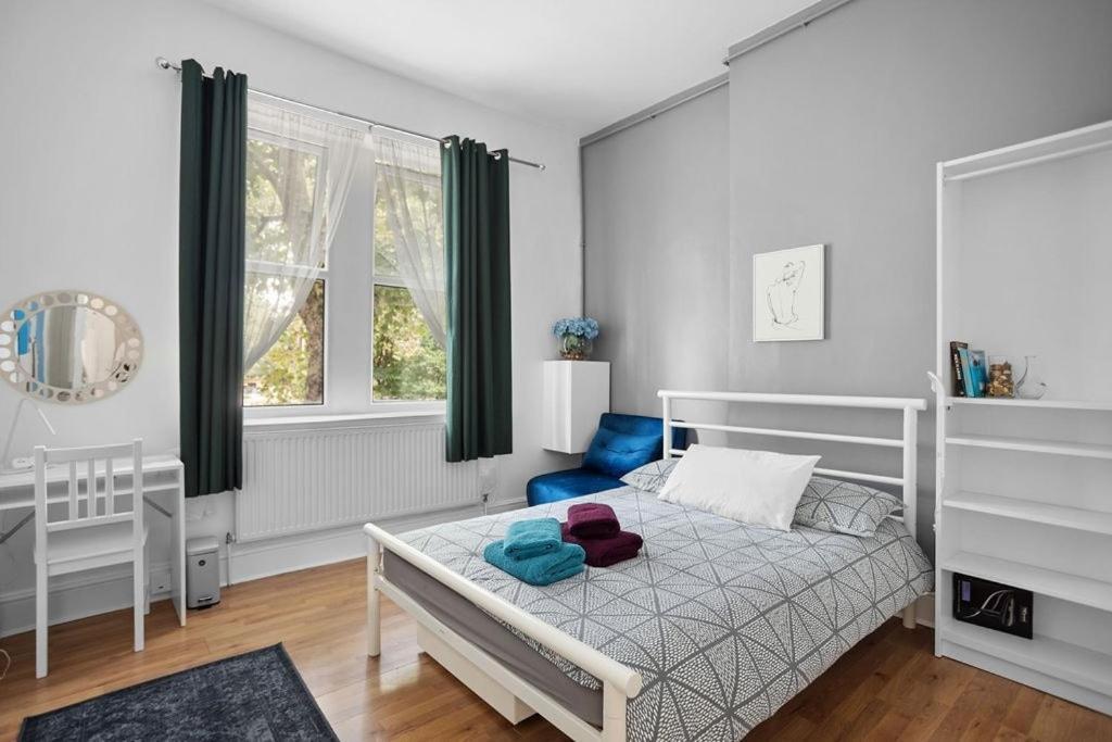 Modern Spacious 10 Minutes From Big Ben London