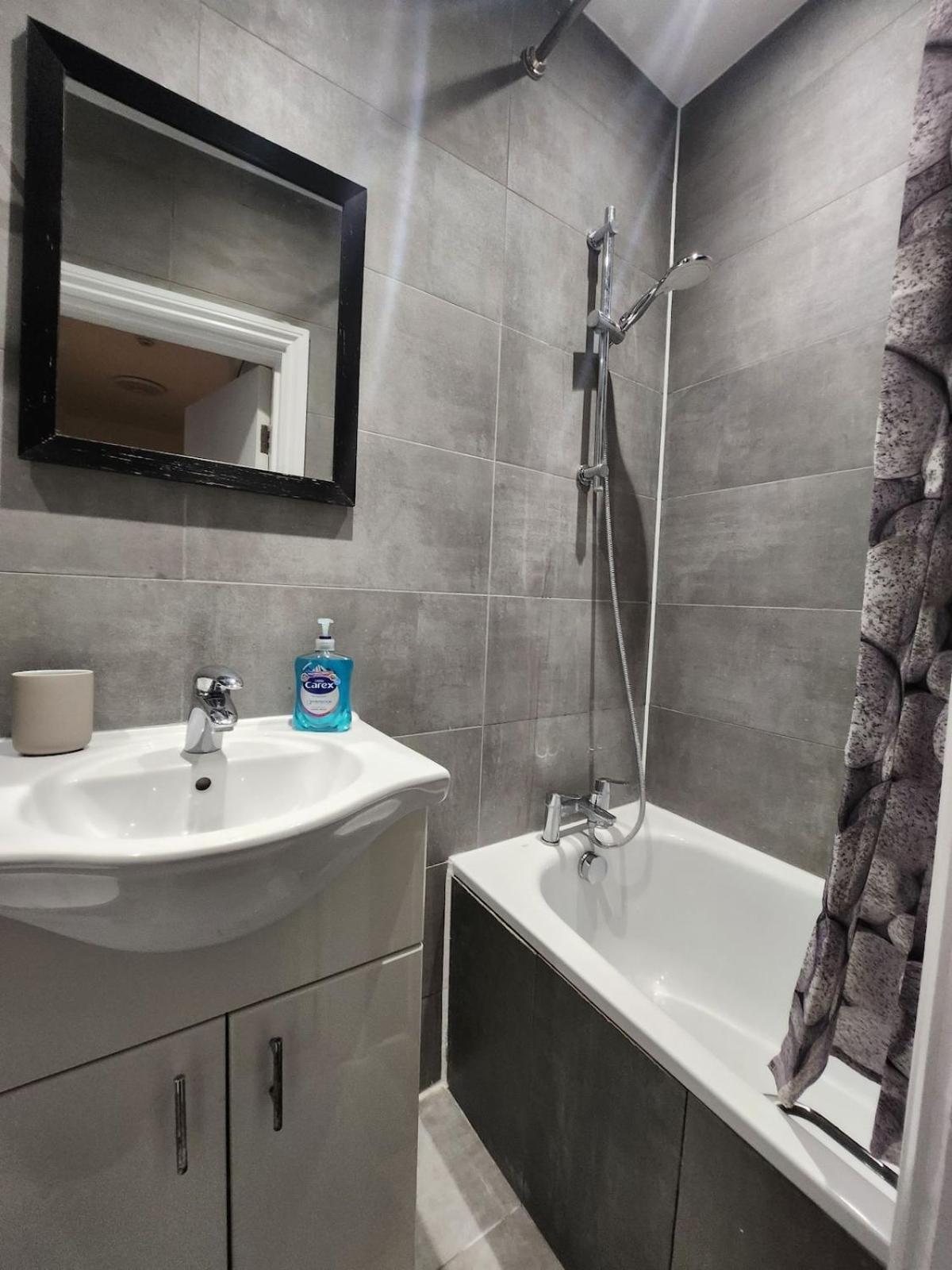 Guest house Modern Spacious 10 Minutes From Big Ben