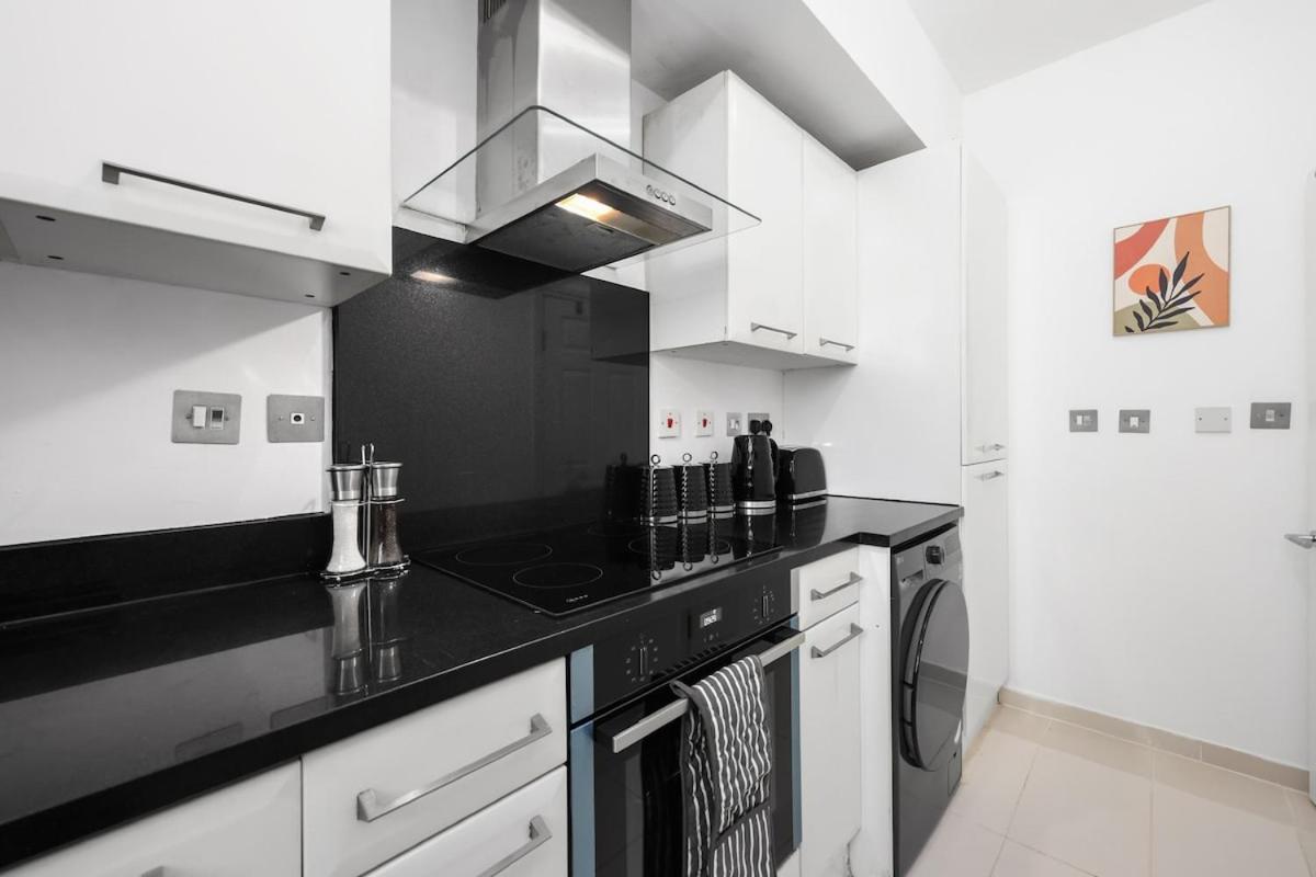 Sale Marble Arch - Sleeps 8 - Amazing Location * London