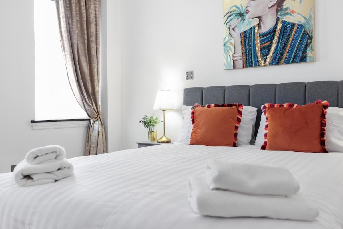 Apartment Sale Marble Arch - Sleeps 8 - Amazing Location London