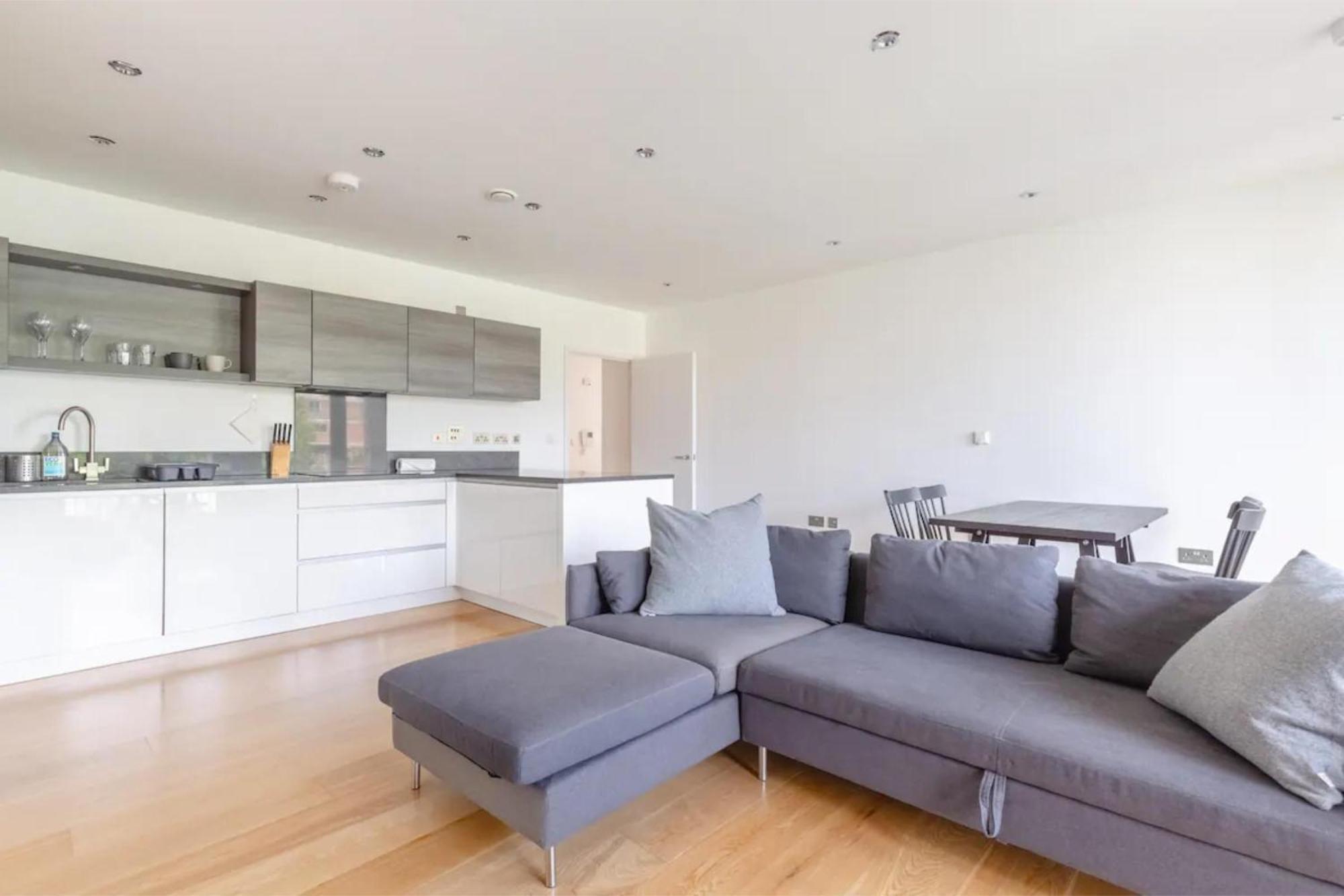 Stylish 2bd Near Notting Hill Appartement Londen