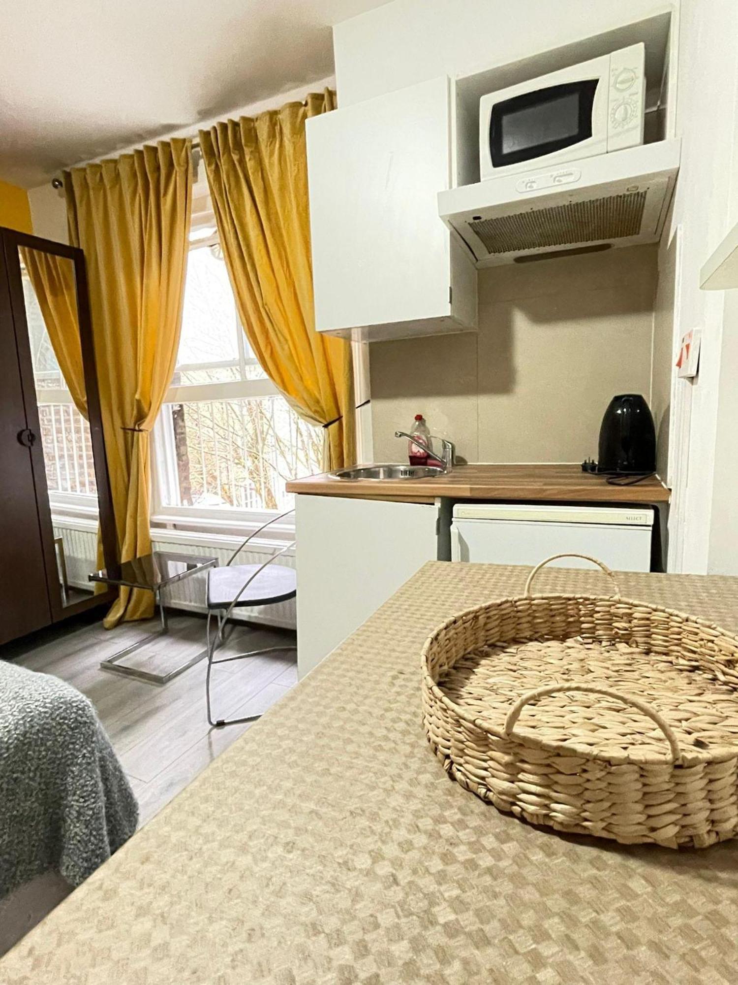 Impeccable In South Kensington * Londen