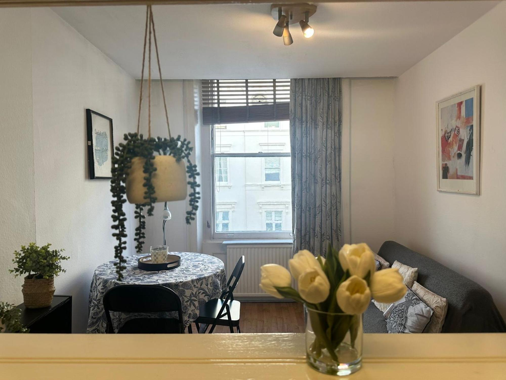 One Bedroom Flat In Paddington Appartement Londen