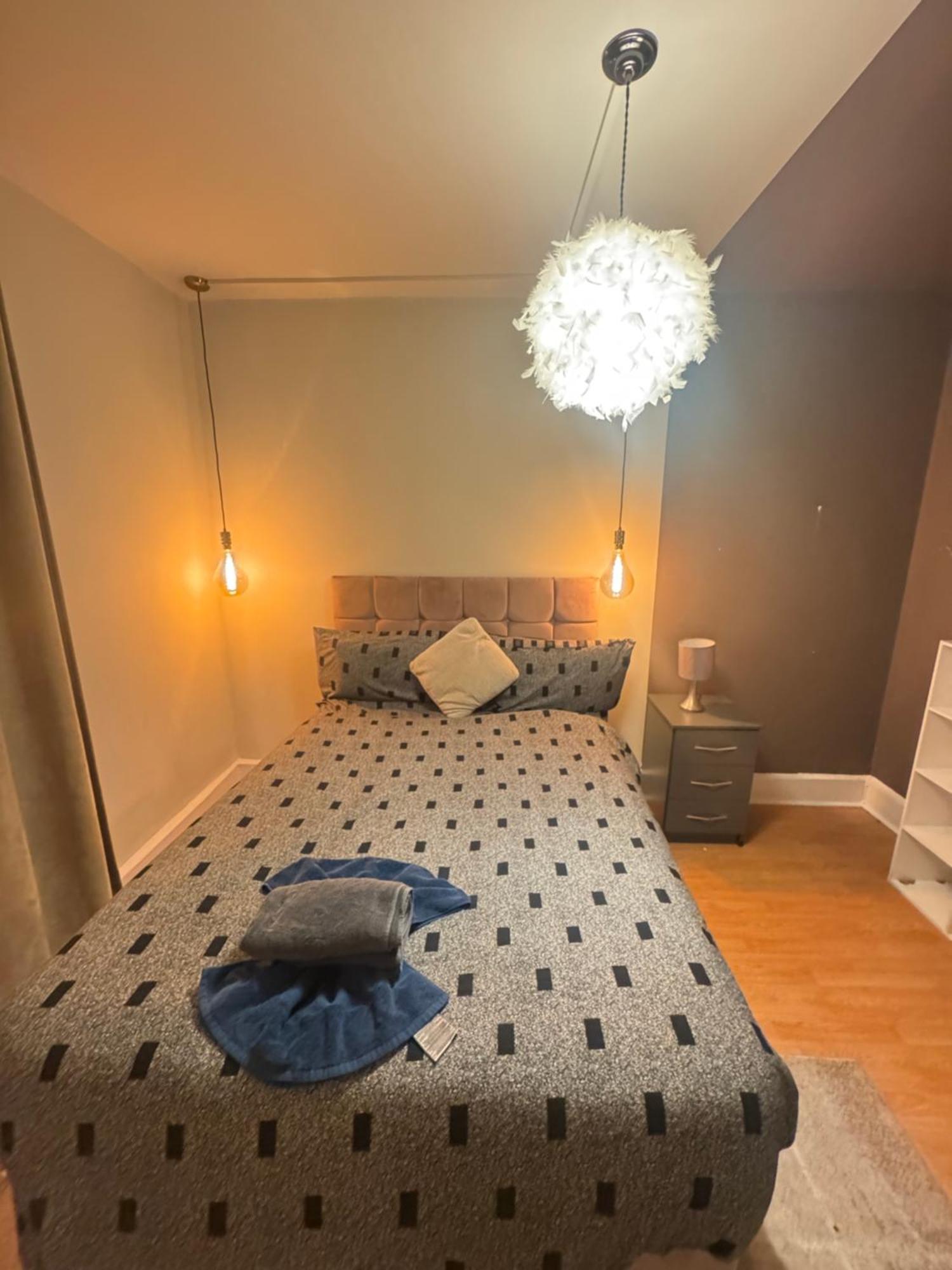 Cozy Two Bedroom In Apartment