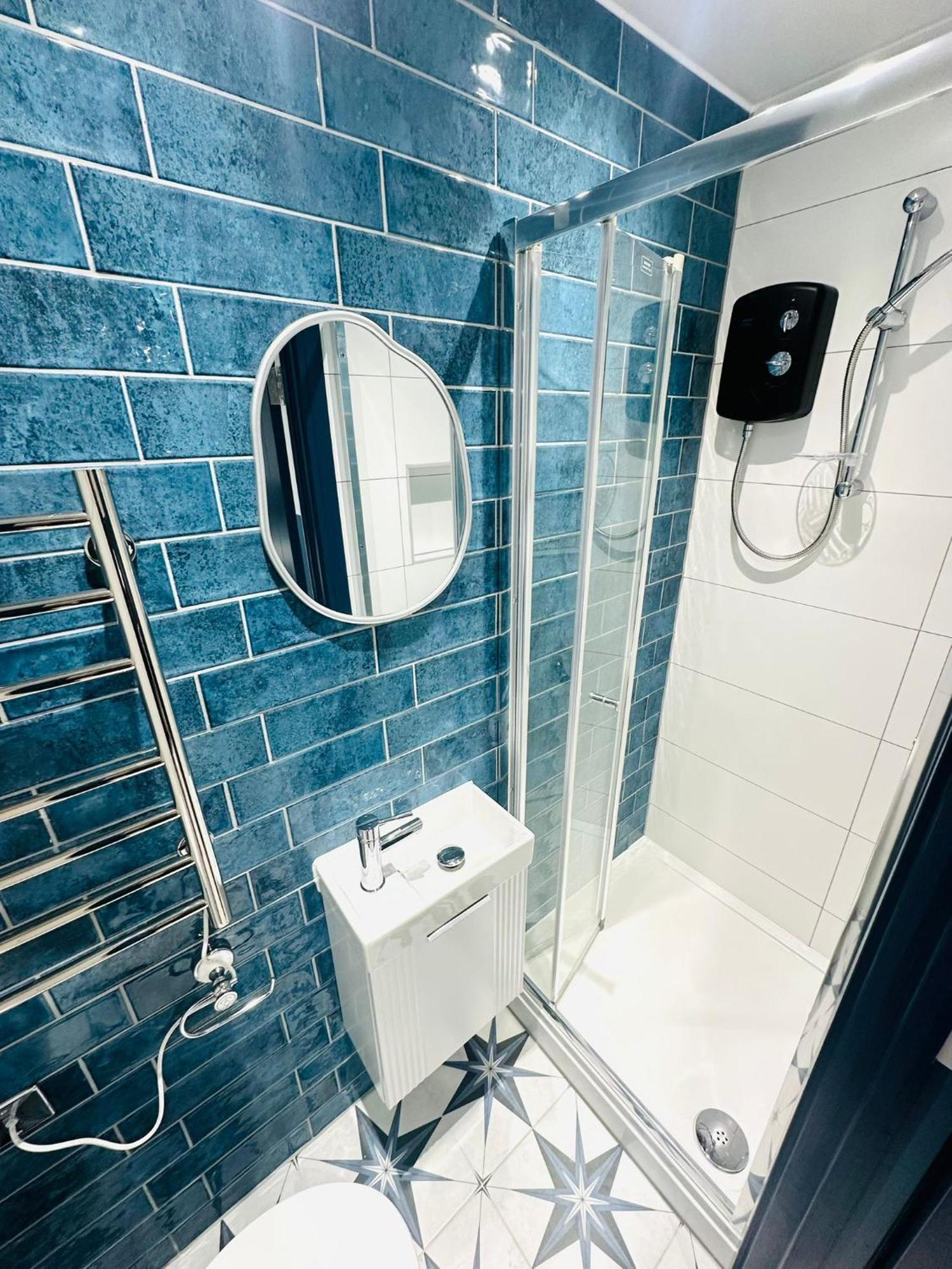 Guest house Holly B Mini Great Location For Tourist!!! London