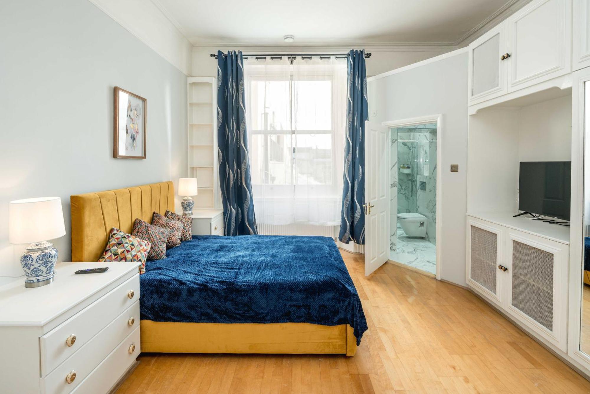 Kensington Muse Apartamento *