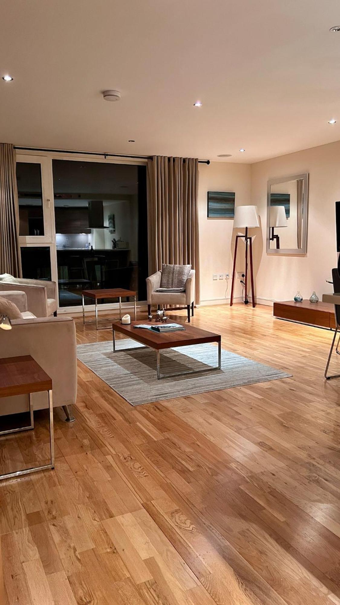 Apartment Comfortable & Well-located 2 Bed In Chelsea