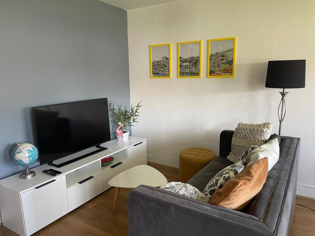 Apartment Lovely 1 Bedroom Flat *