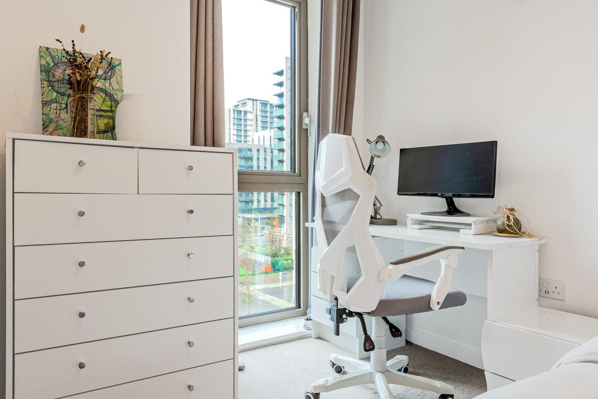 Bright New Flat Overlooking The Wembley Stadium Apartment London
