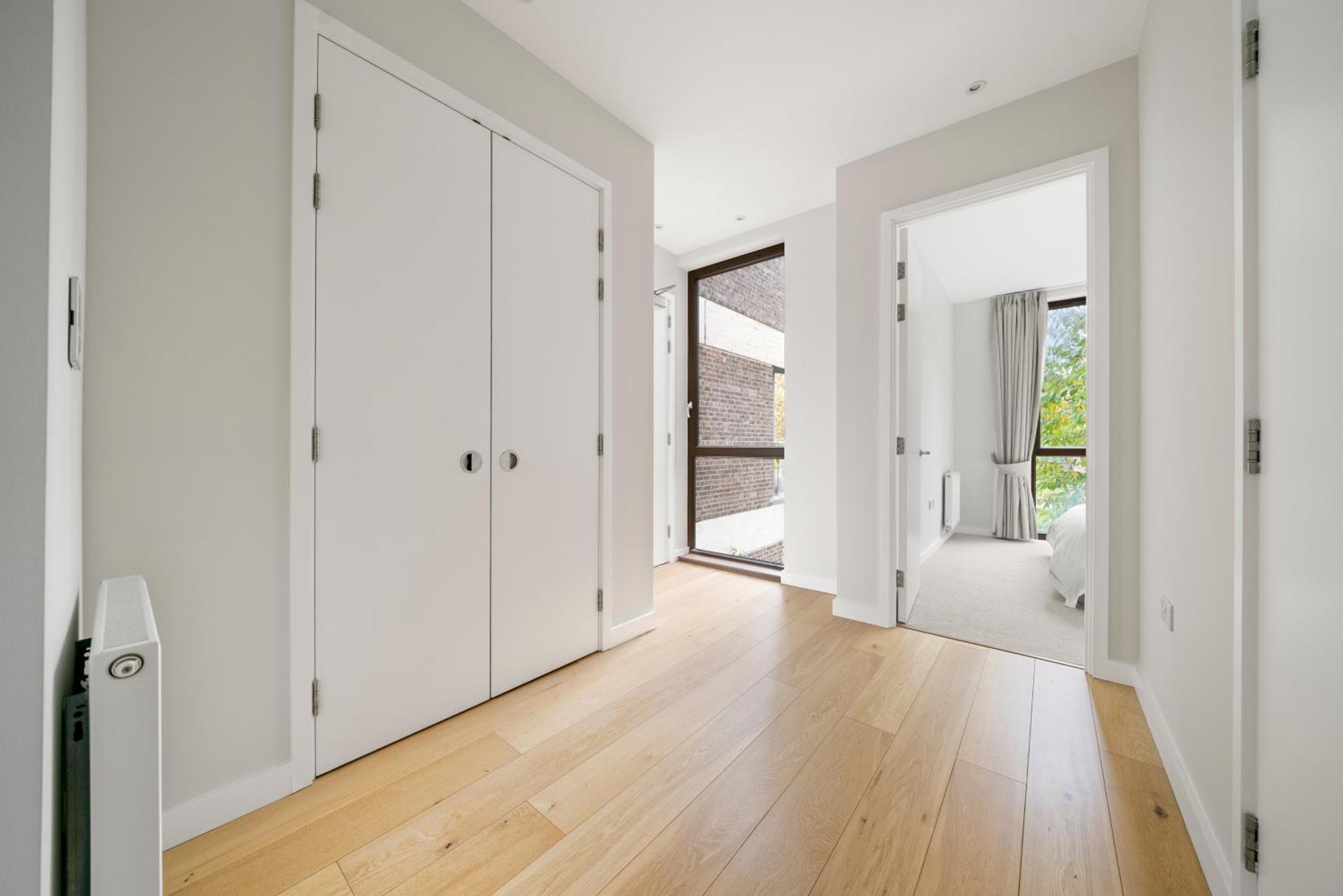Apartment 2 Bed 2 Bath Modern Near Big Ben In Zone1 *