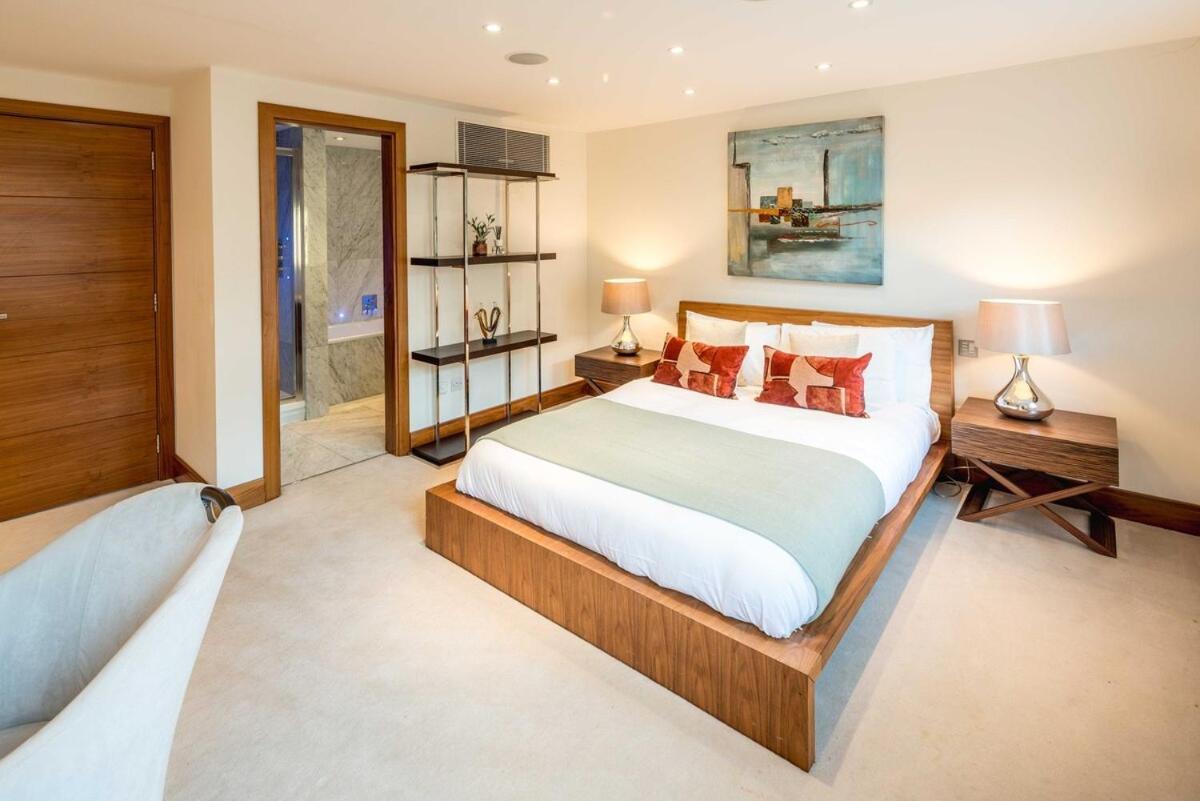Villa -air Con- Luxury Townhouse - High St Kensington! Londen