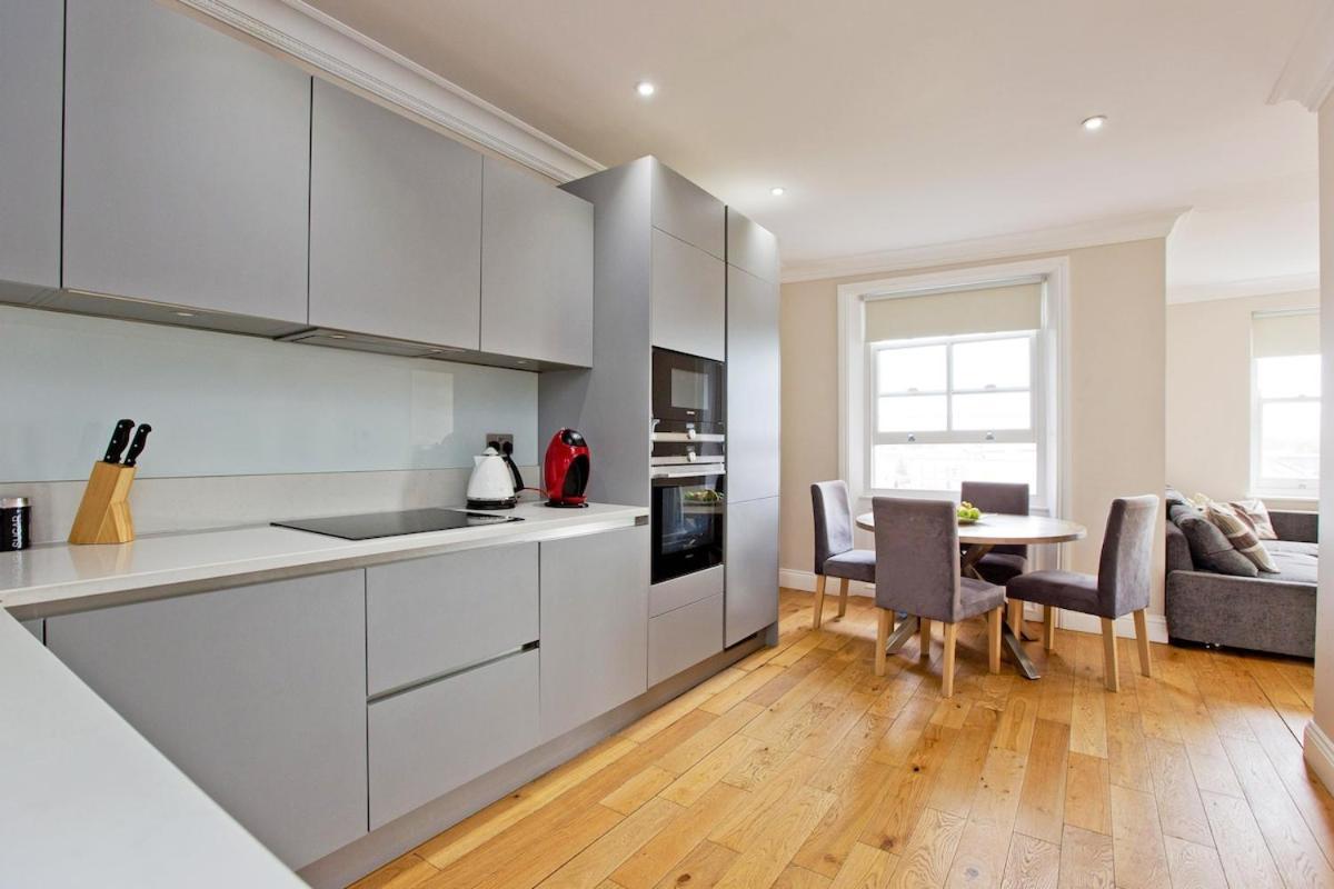 Large Modern 2 Bd Kensington No 8 Apartamento