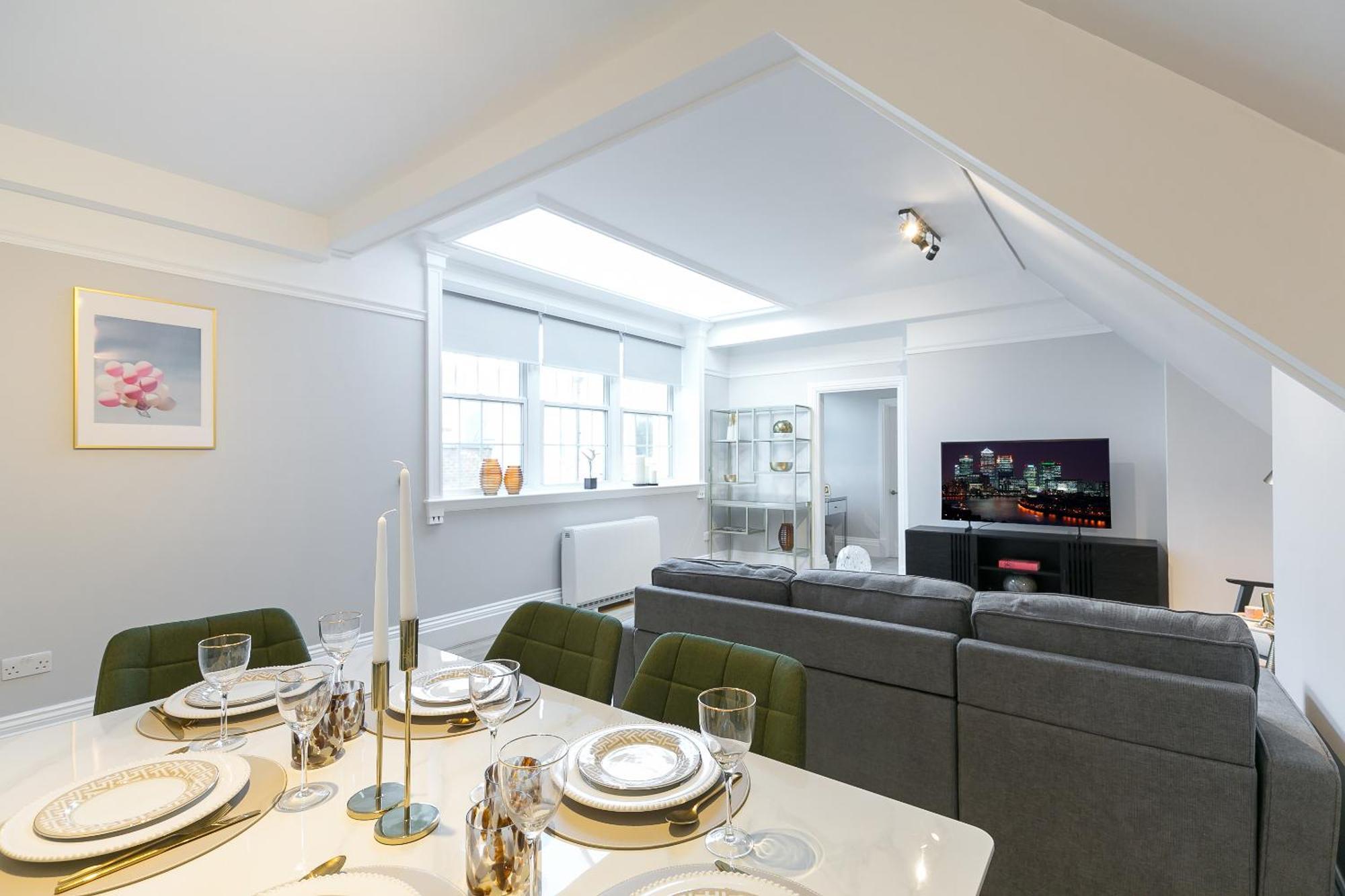 Urban Chic - Dorset Street Apartment *