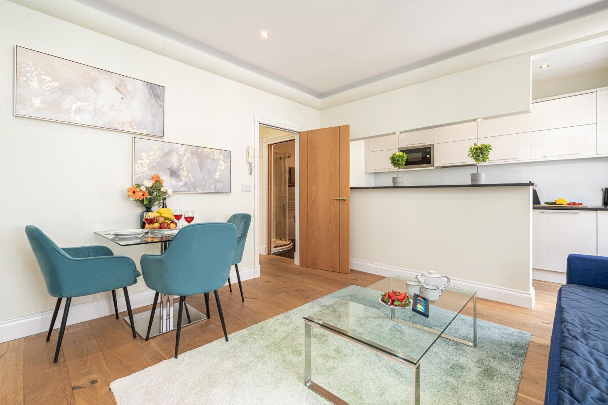 Park Apartment *