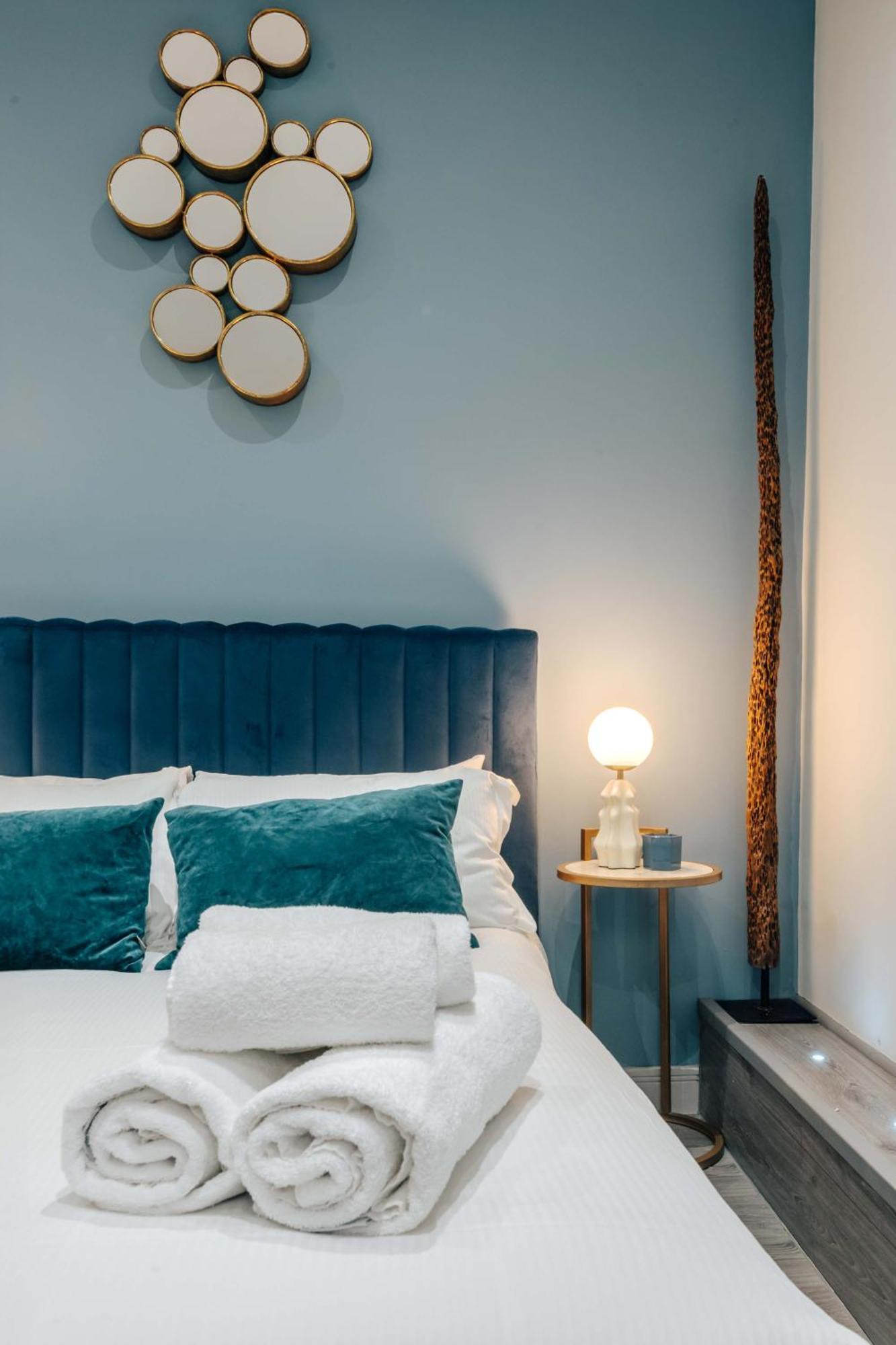 1 - Charming In Earls Court Holiday home London