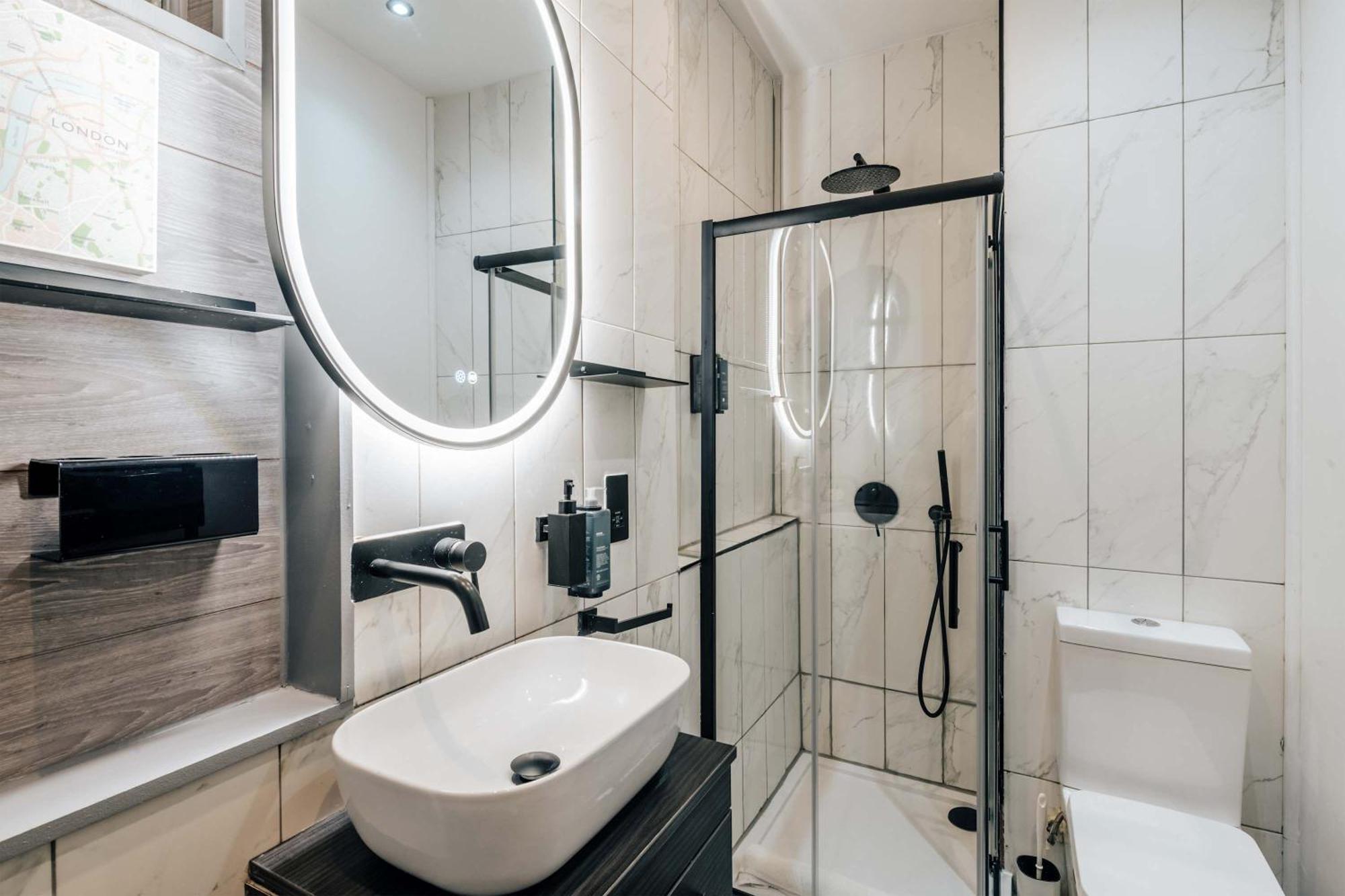 1 - Charming In Earls Court * London