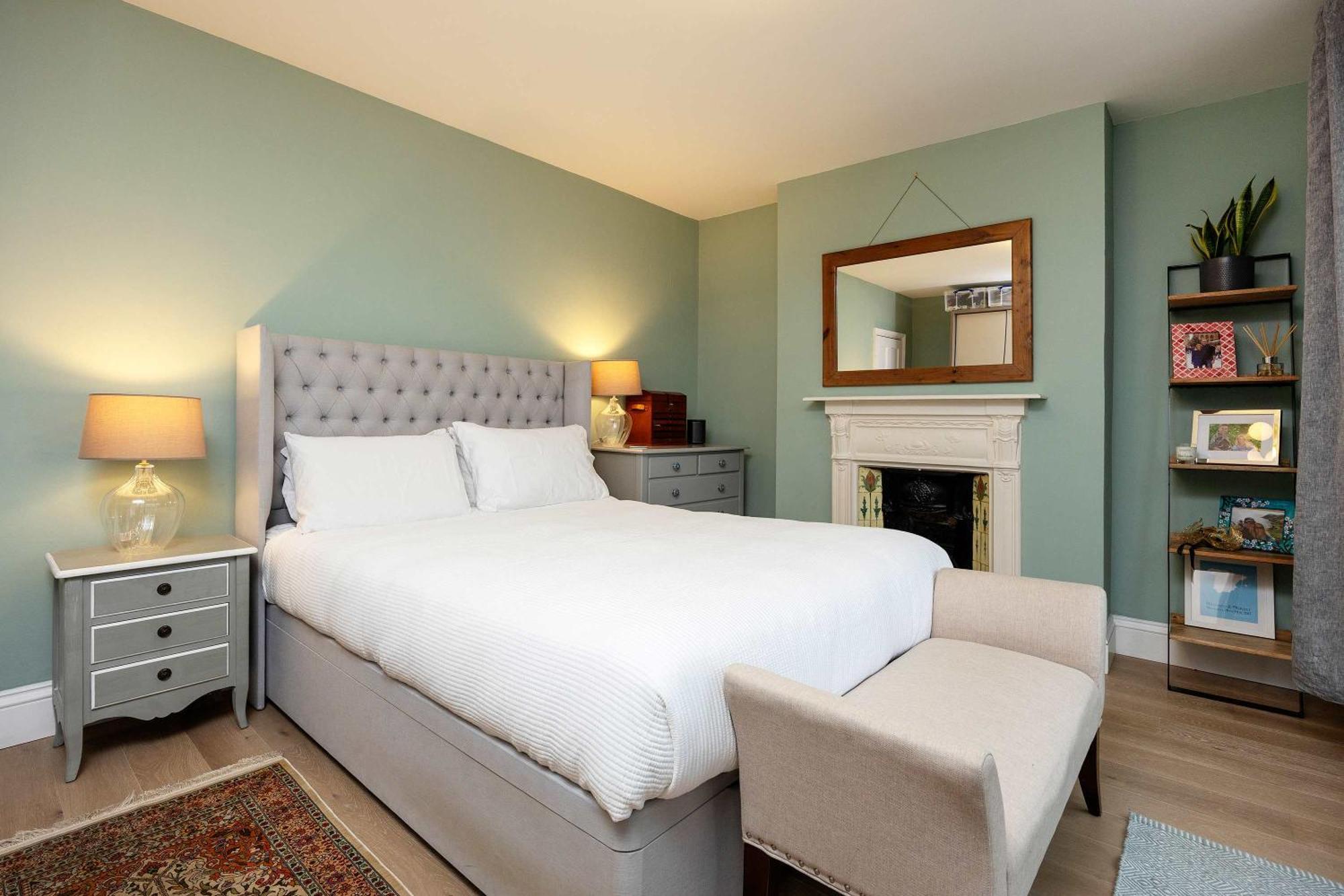 Veeve - The Barnes Family Haven Holiday home London