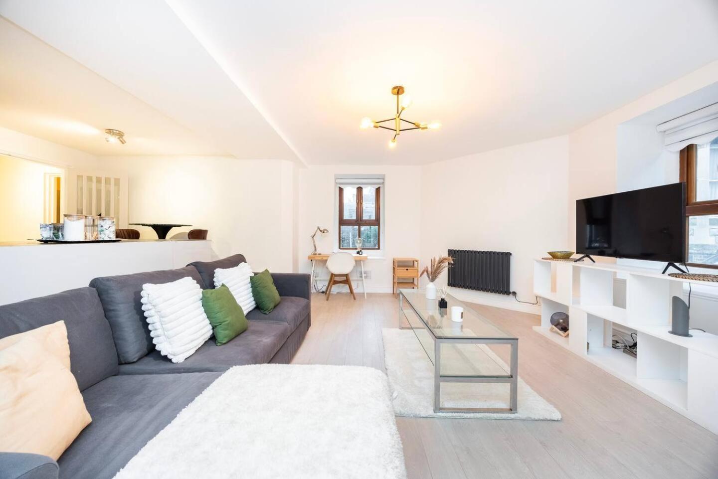 Lavish 1 Bedroom Near Tottenham Stadium Holiday home