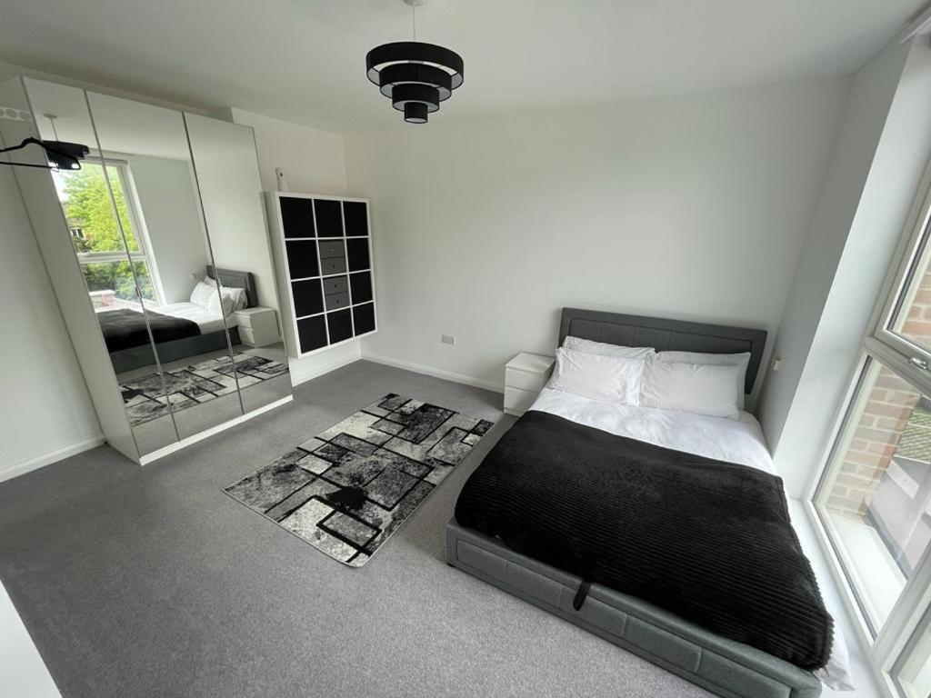 Lb Luxury Apartment London