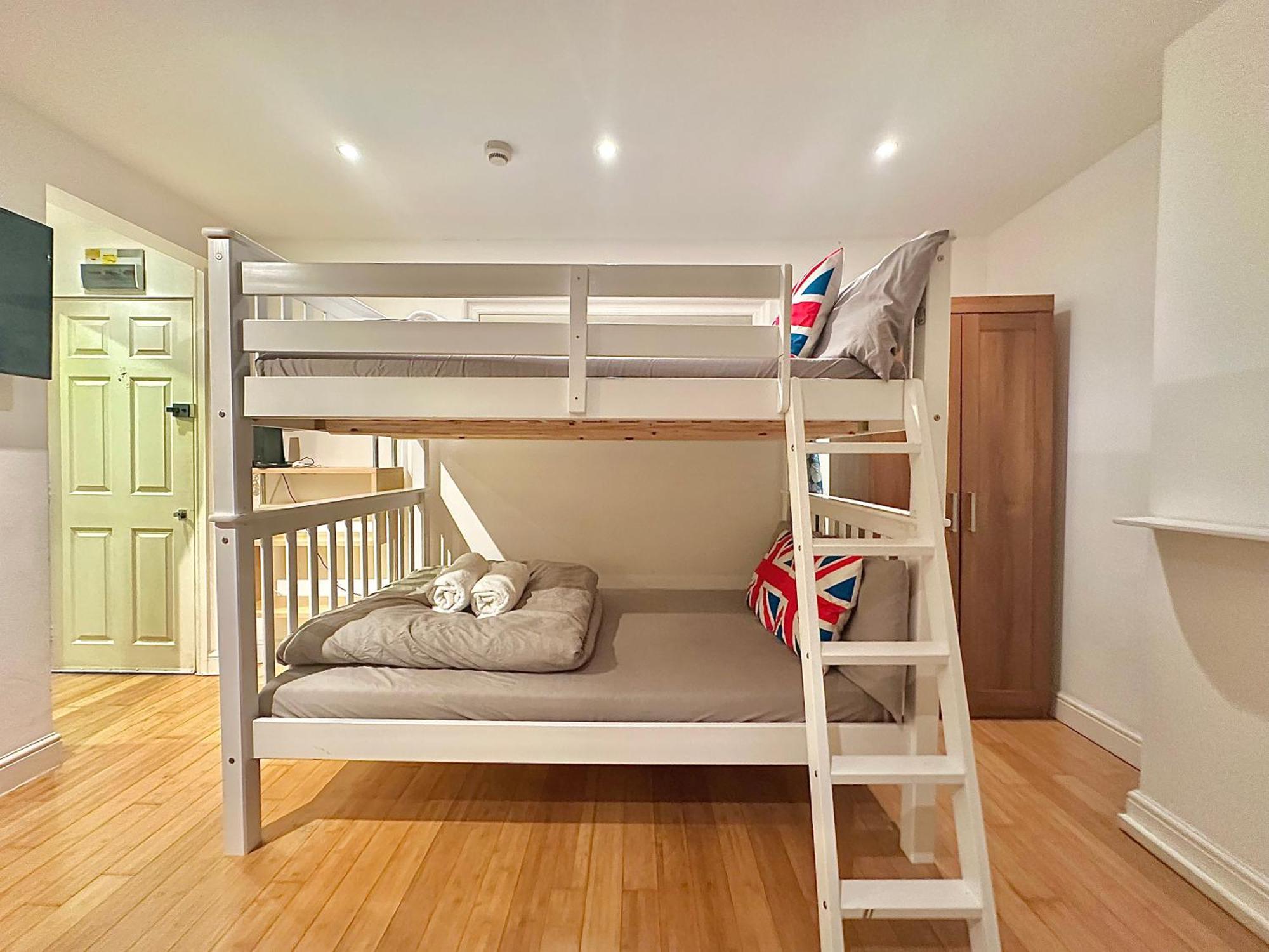Floor Flat Apartment