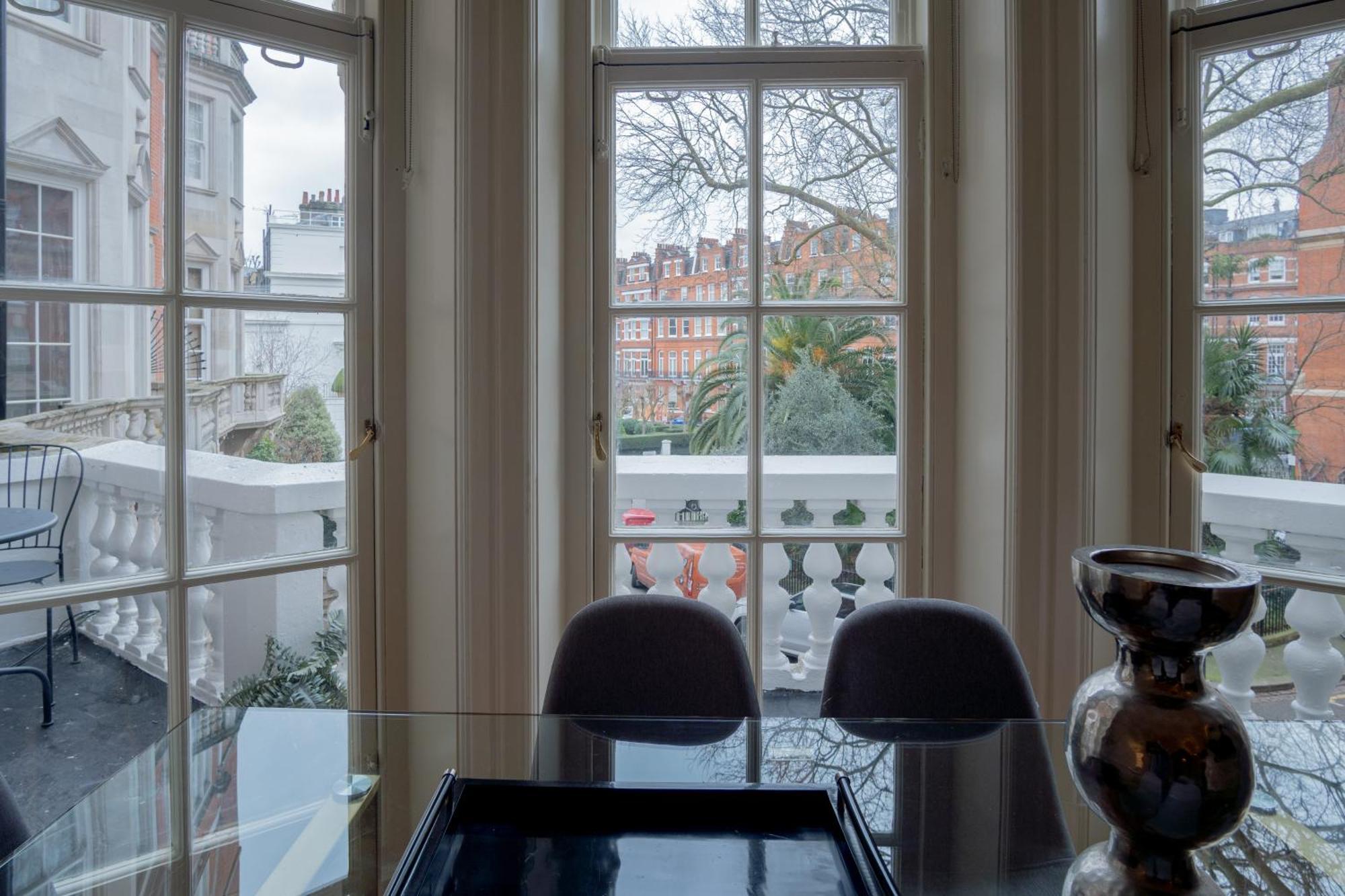 The Egerton - Serviced London