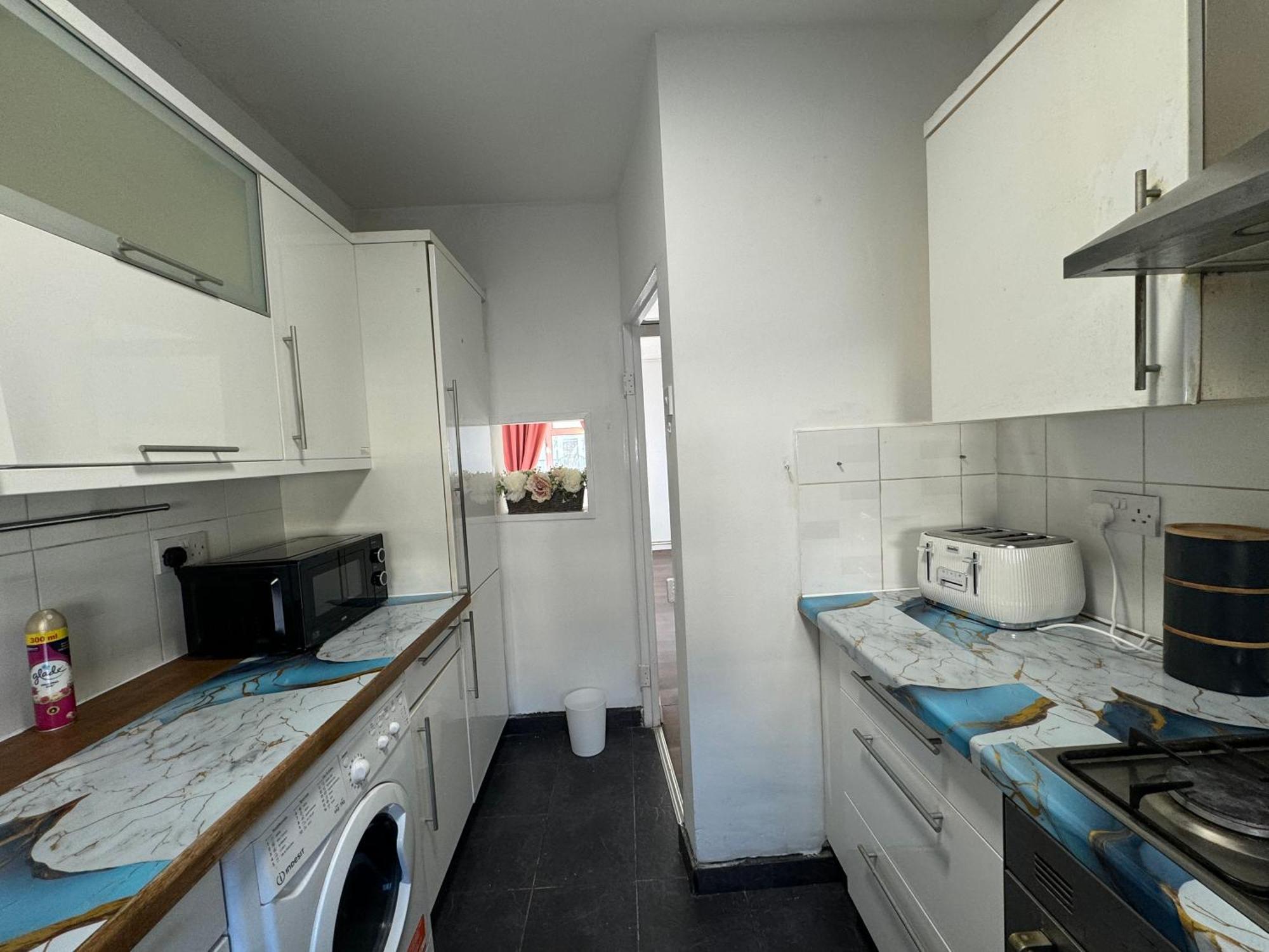 Lovely 1bedroom For 6ppl In Whitechapel, 1min Away To Dlr Station * Londen