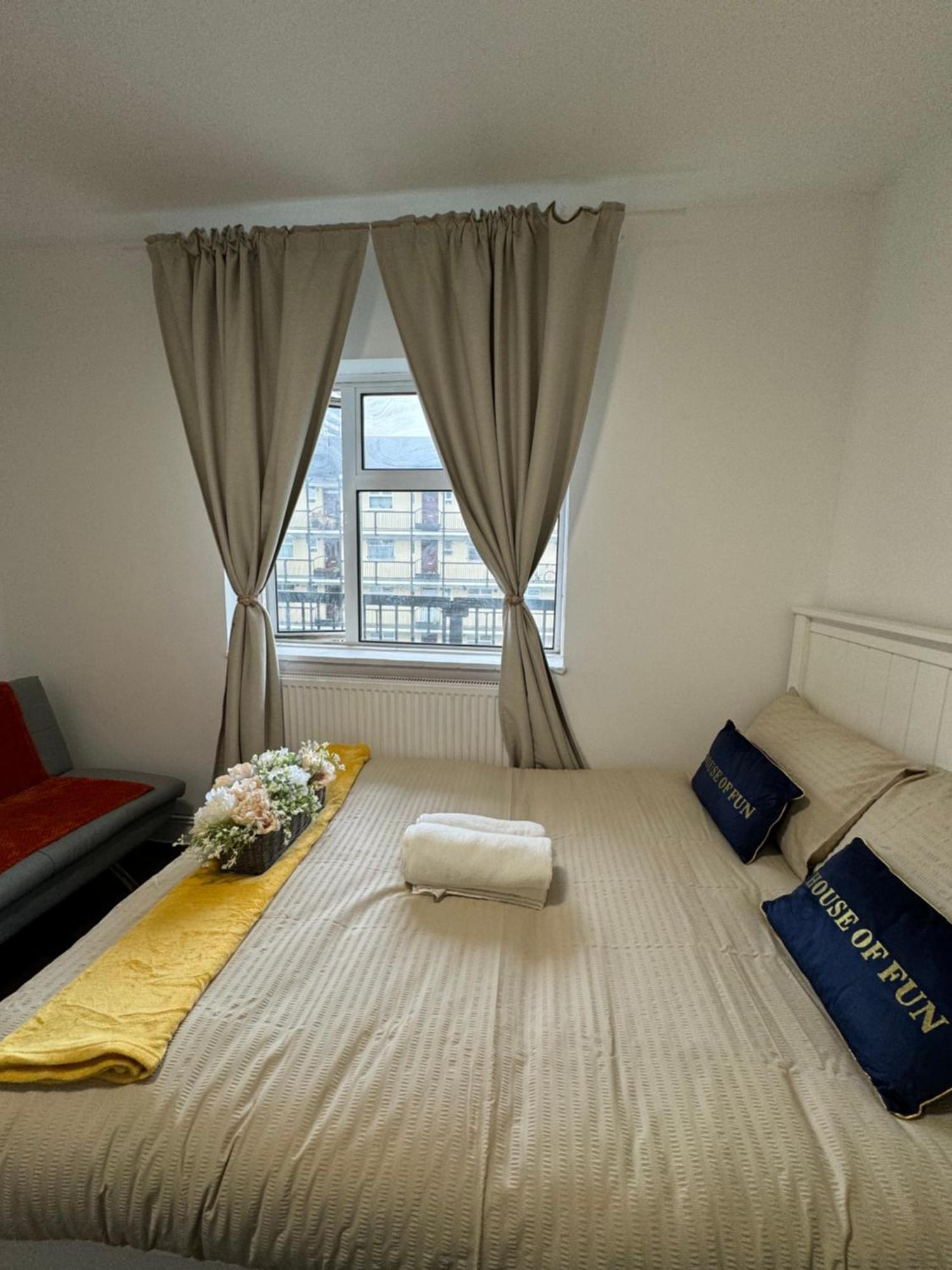 Appartement Lovely 1bedroom For 6ppl In Whitechapel, 1min Away To Dlr Station Londen