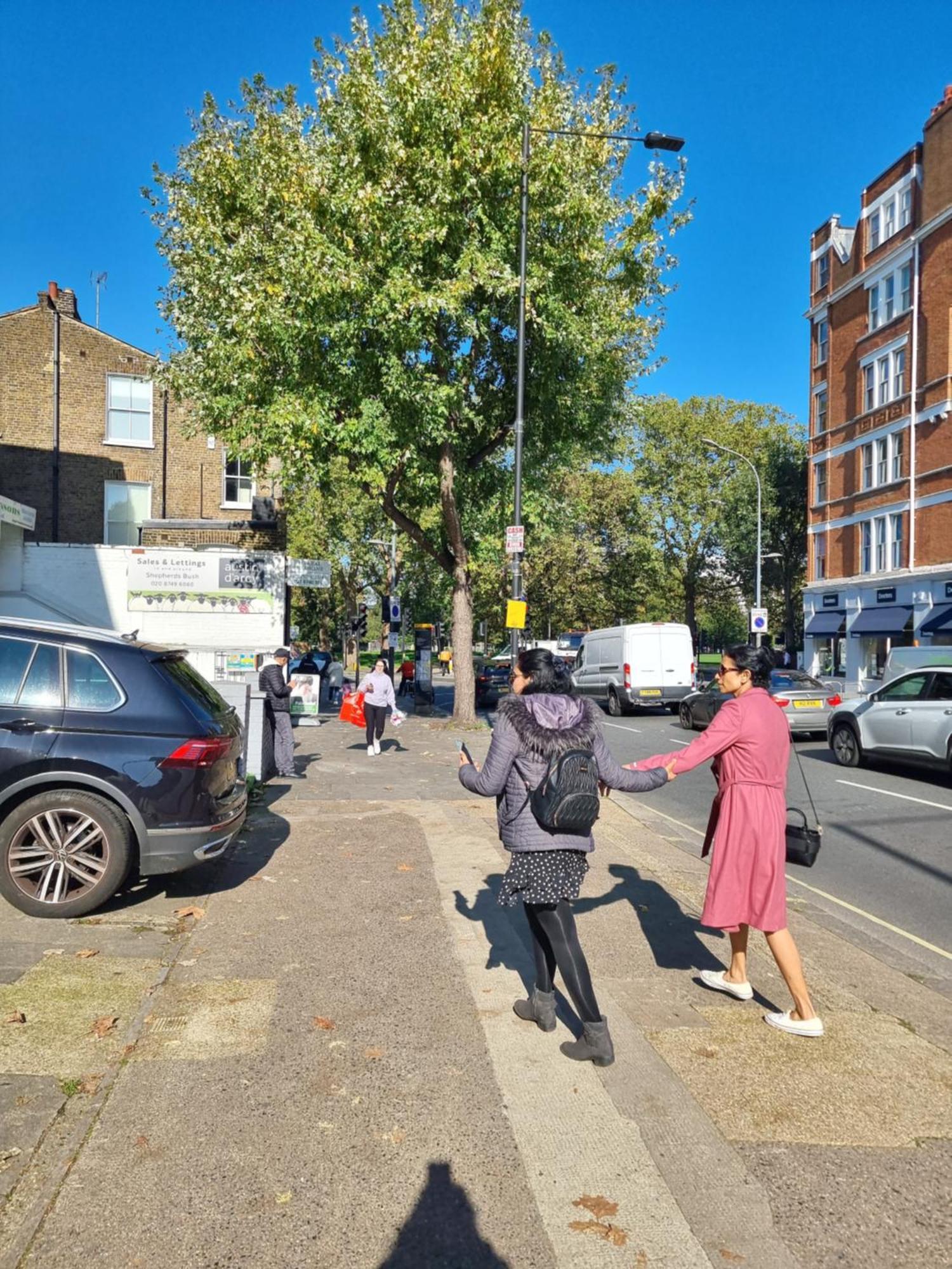 Conveniently Located Comfortable Close To Notting Hill Apartment *
